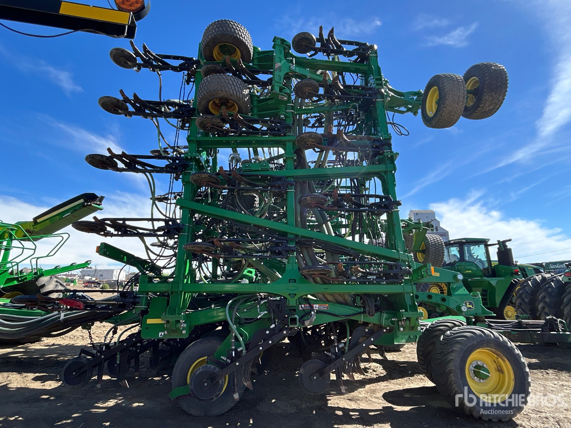 2017 John Deere 1870