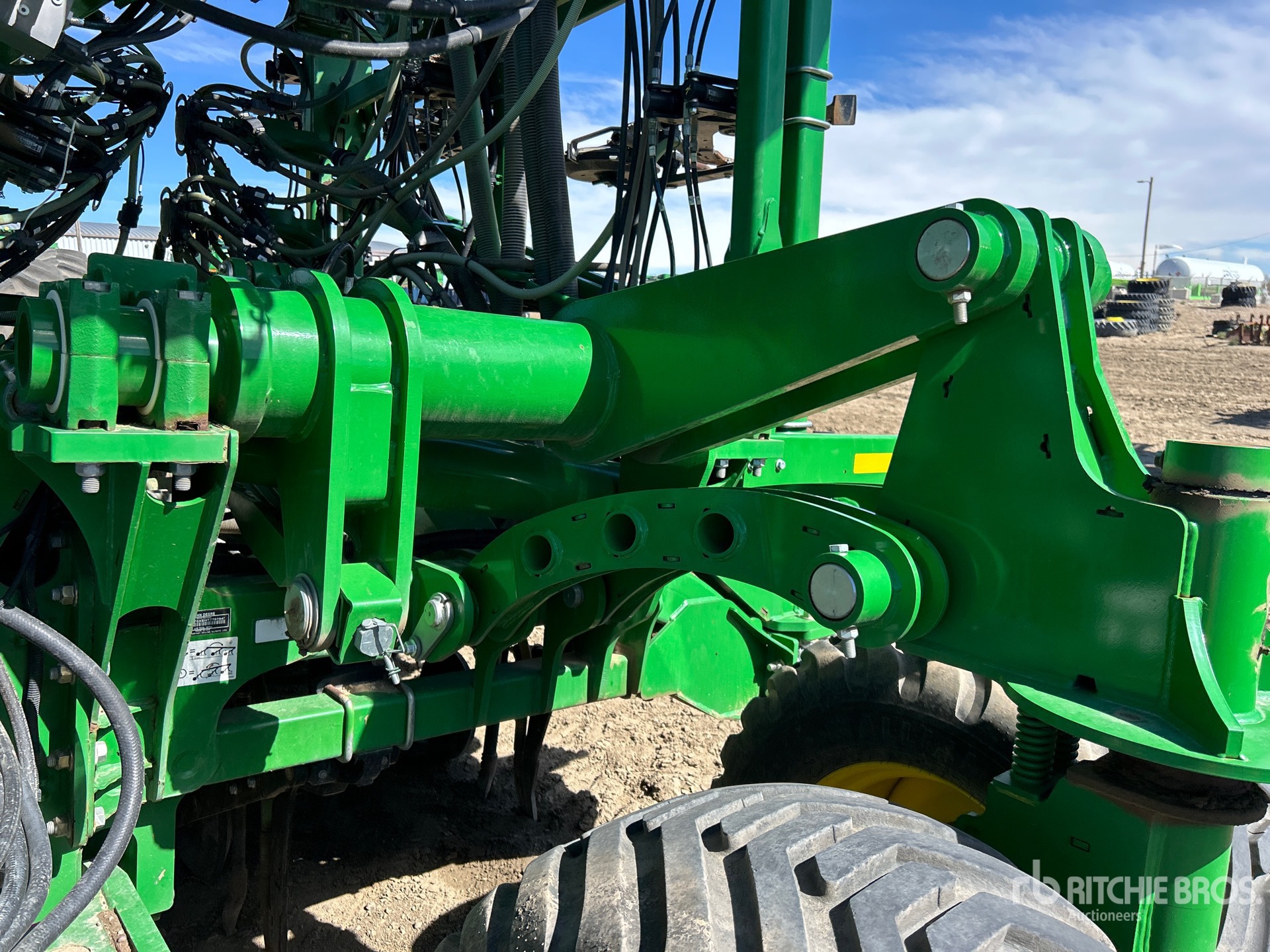 2017 John Deere 1870