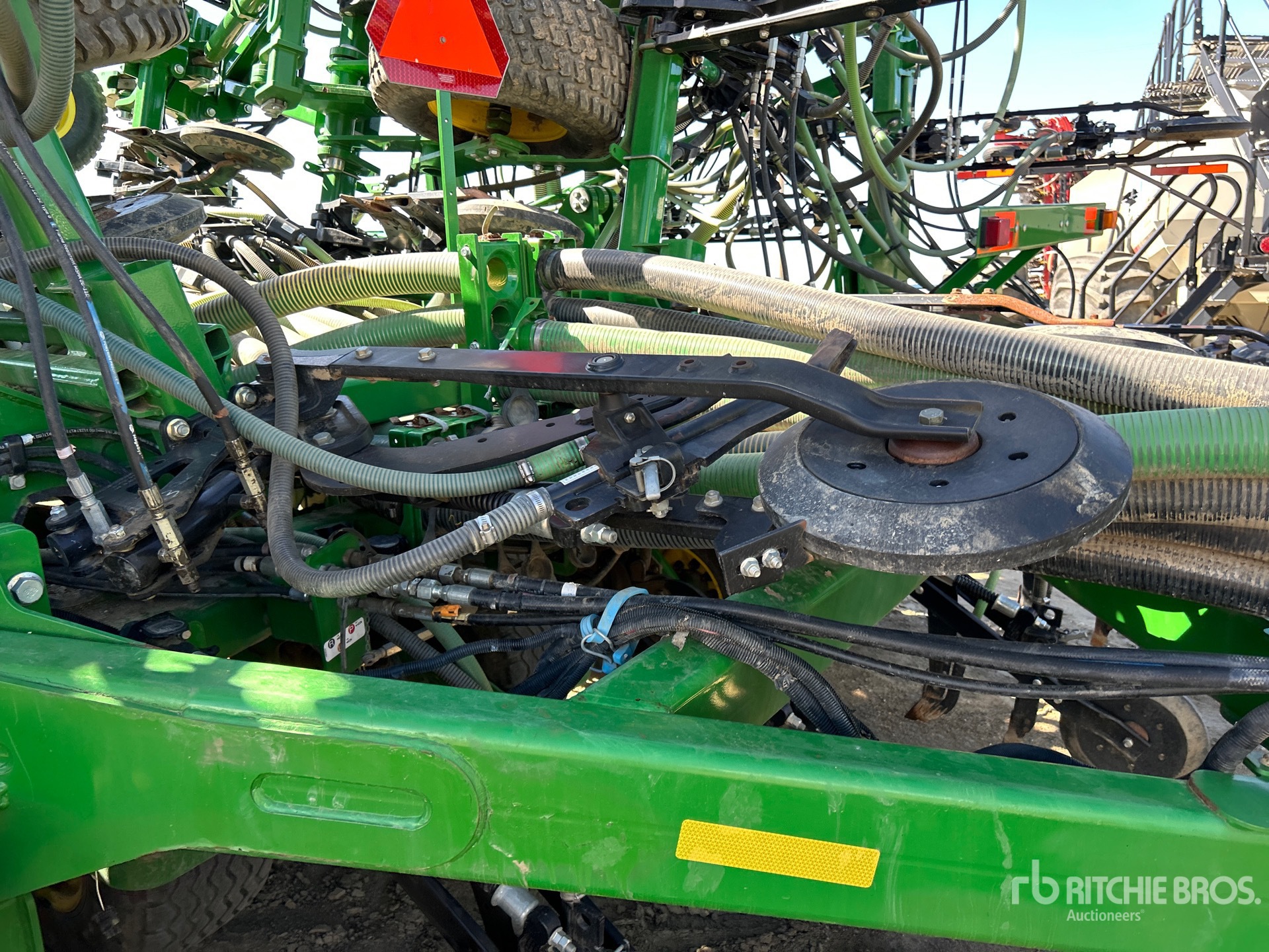 2017 John Deere 1870