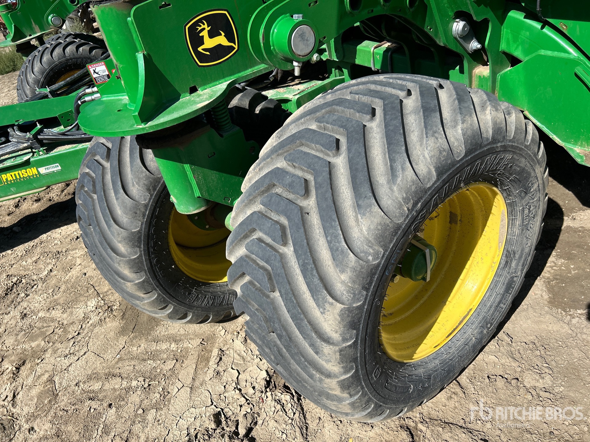 2017 John Deere 1870