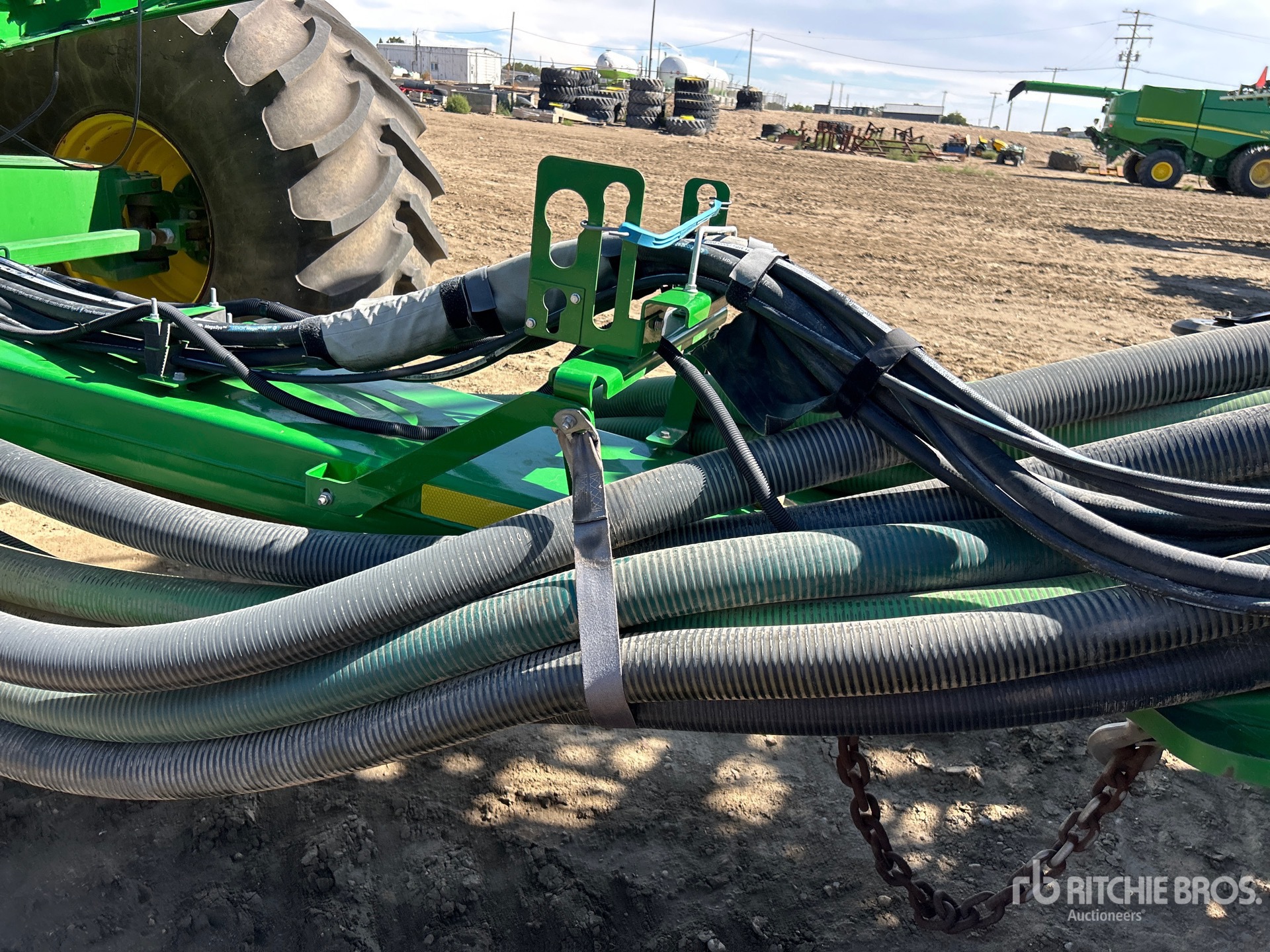 2017 John Deere 1870