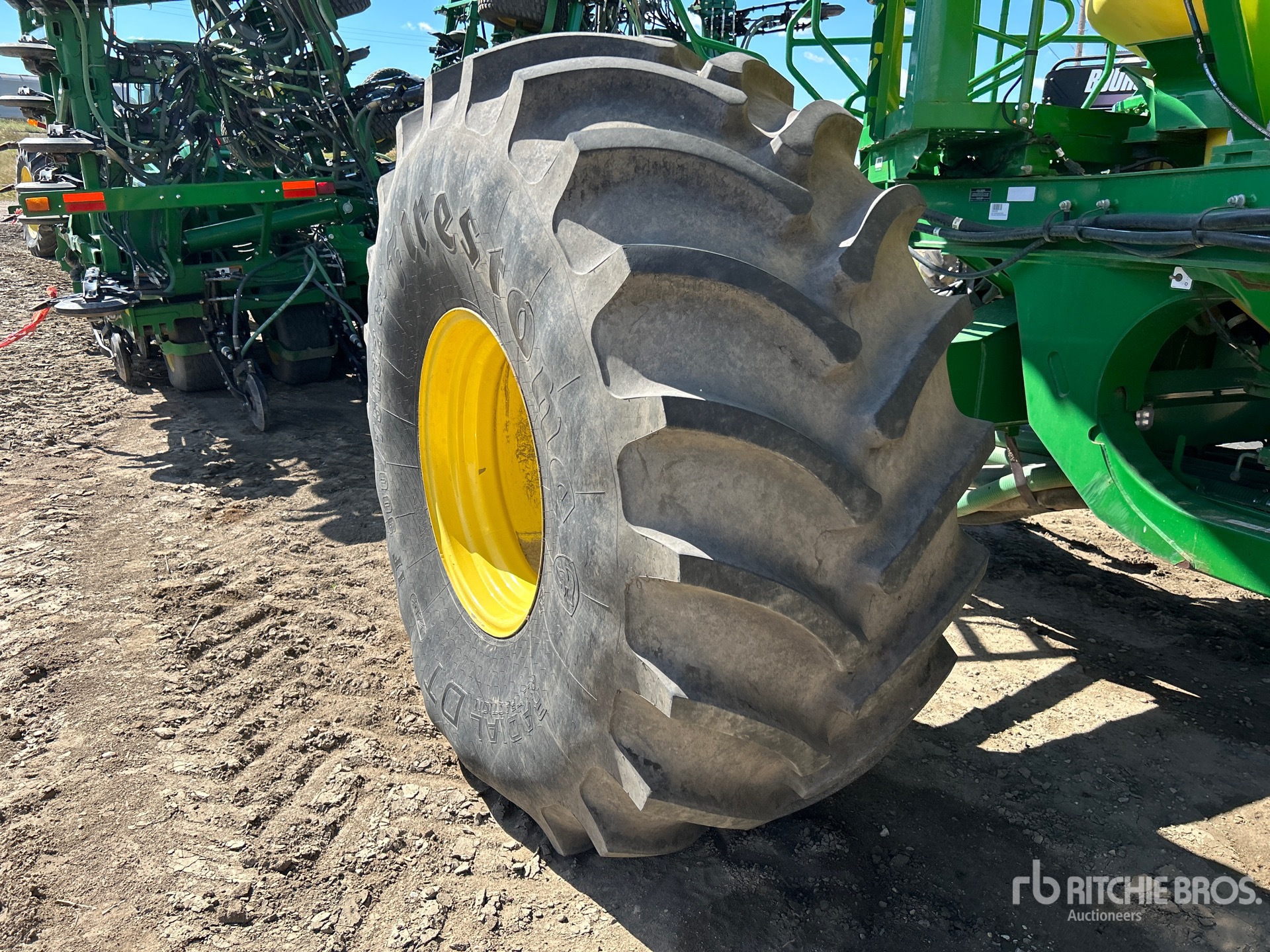 2017 John Deere 1870