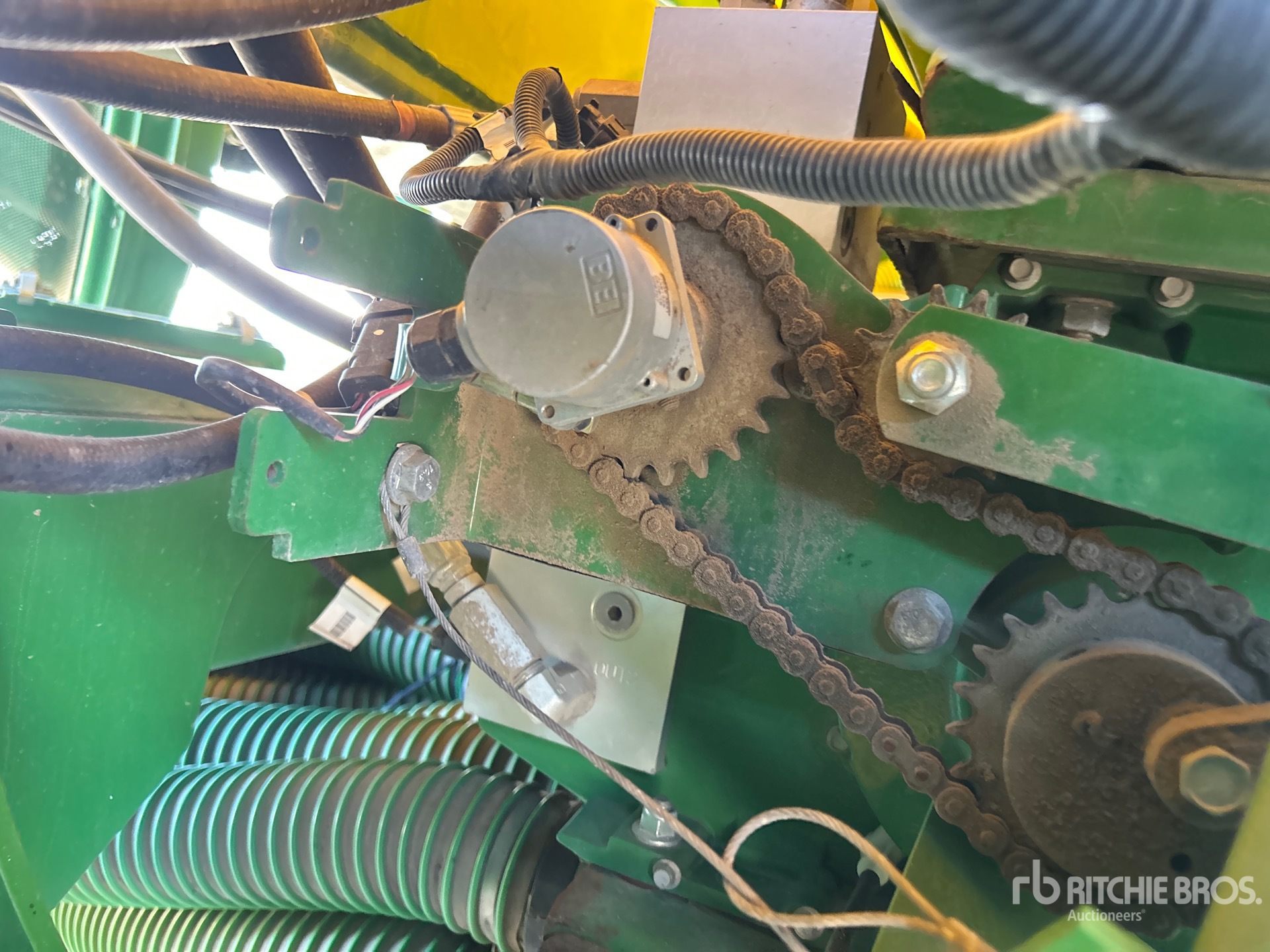 2017 John Deere 1870