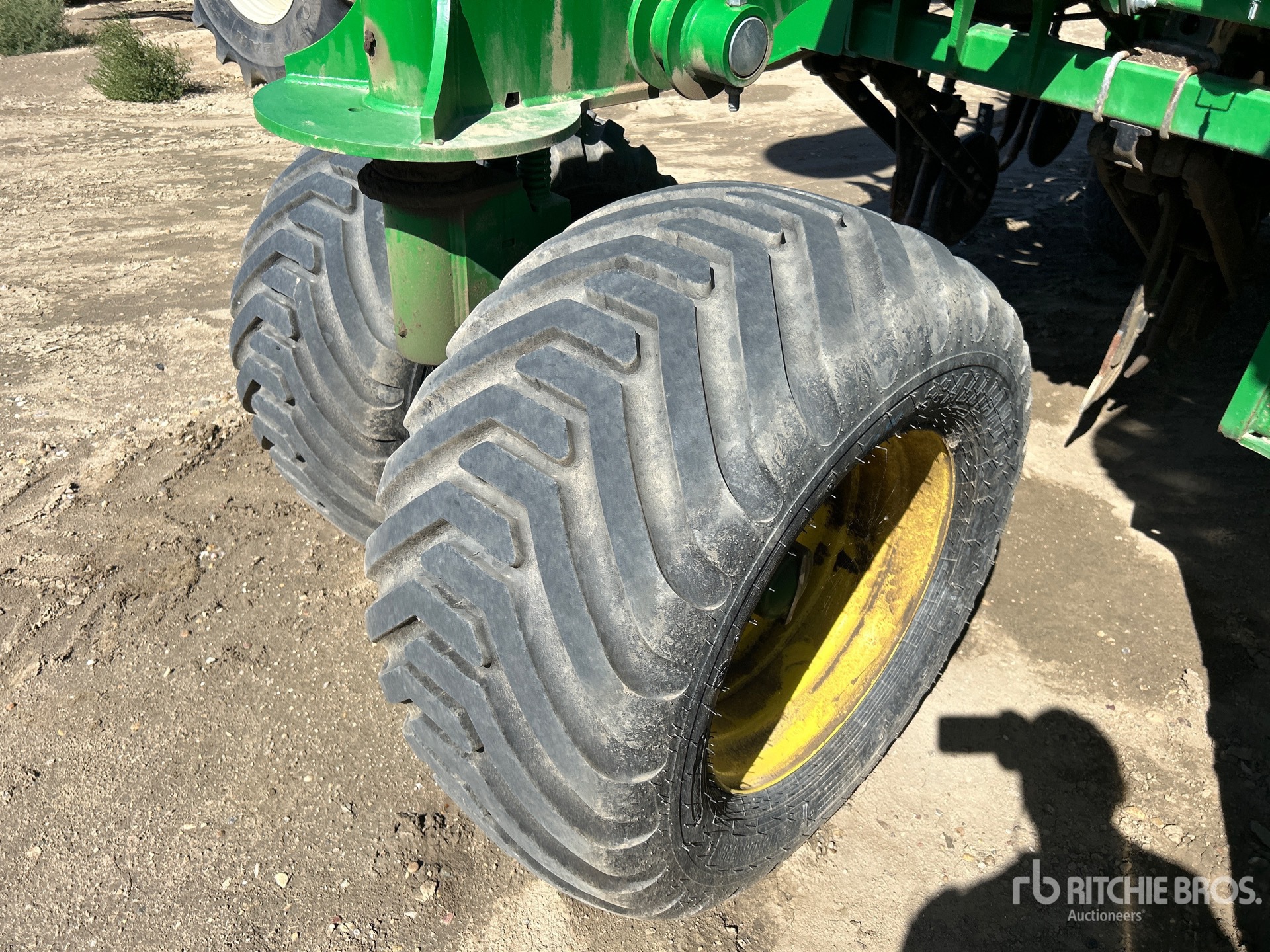 2017 John Deere 1870