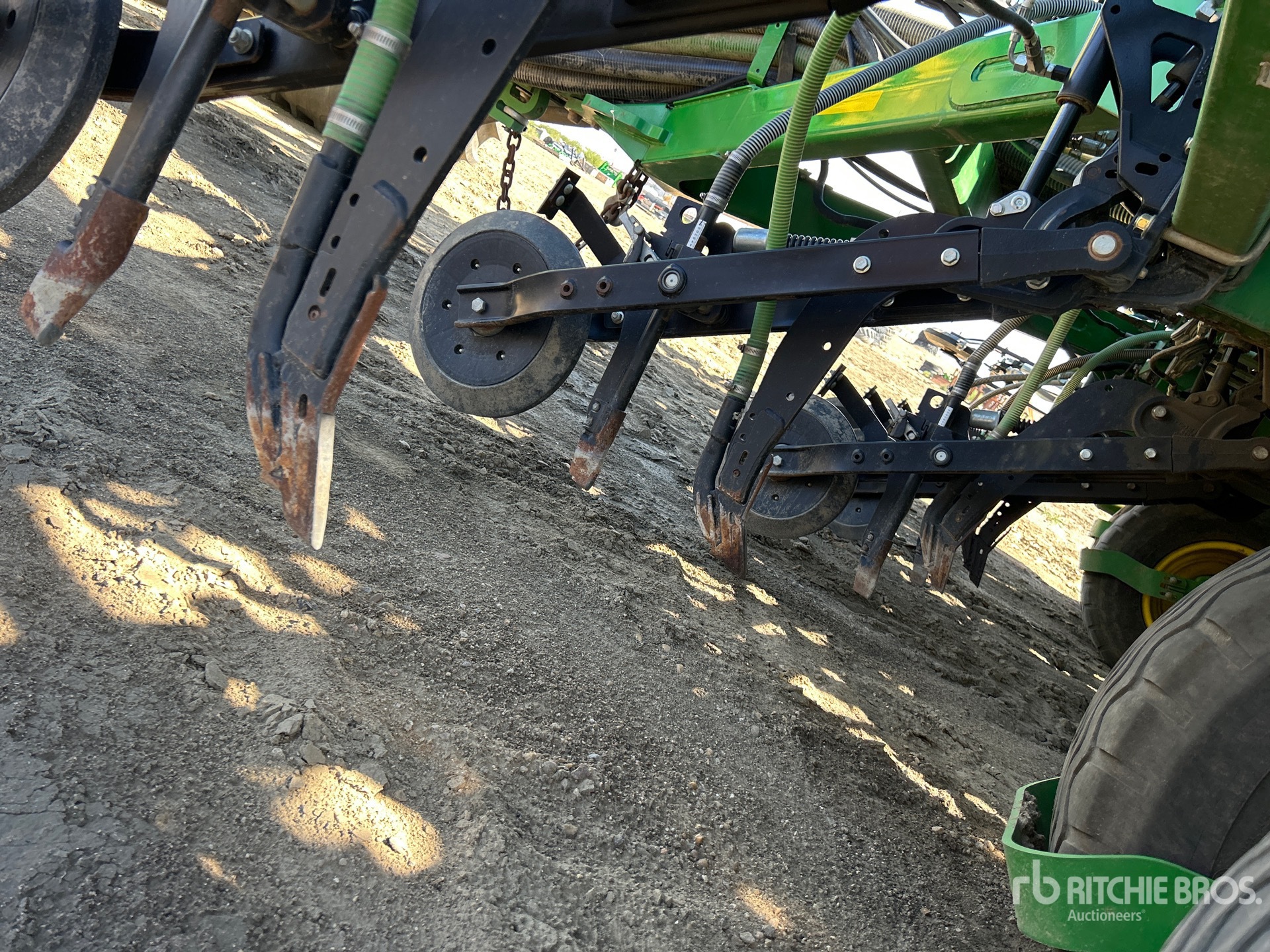 2017 John Deere 1870