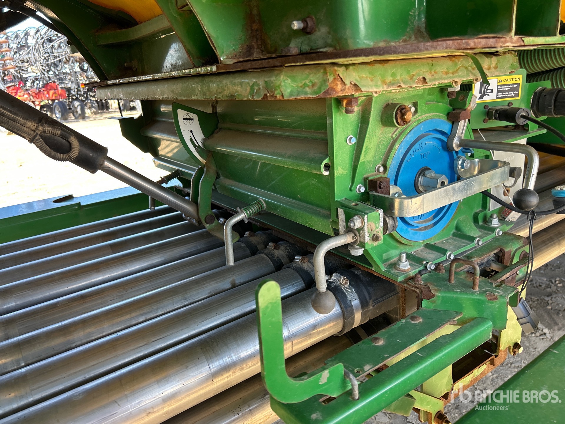 2017 John Deere 1870