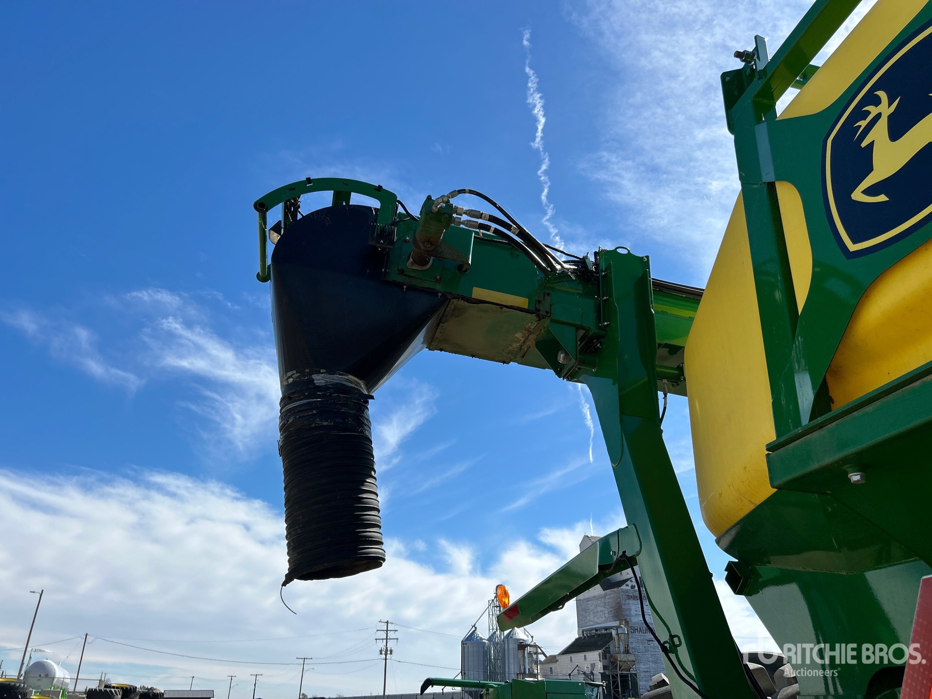2017 John Deere 1870