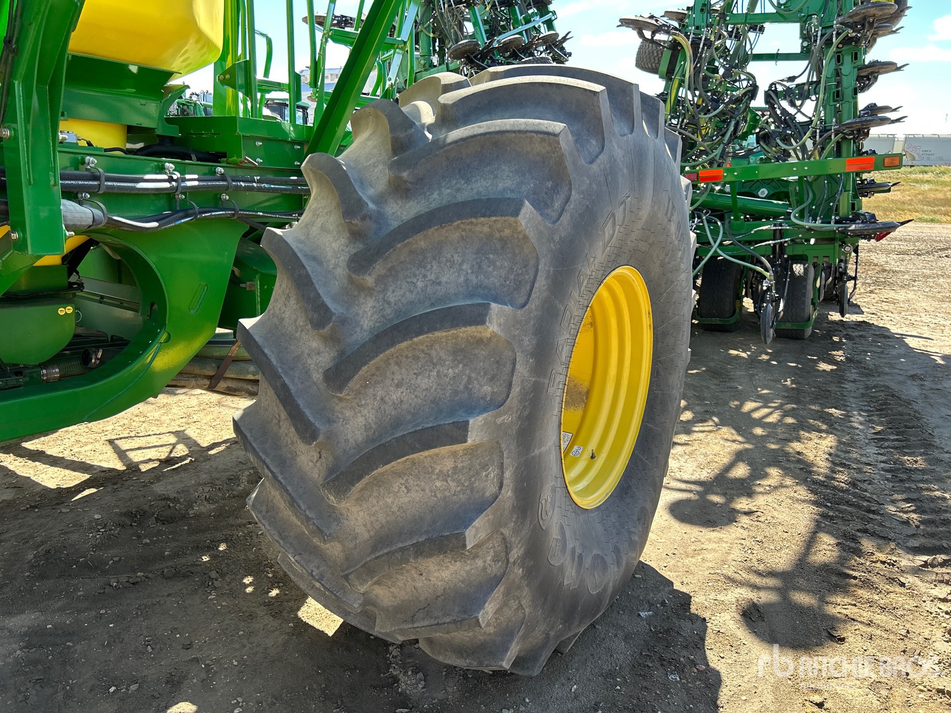 2017 John Deere 1870
