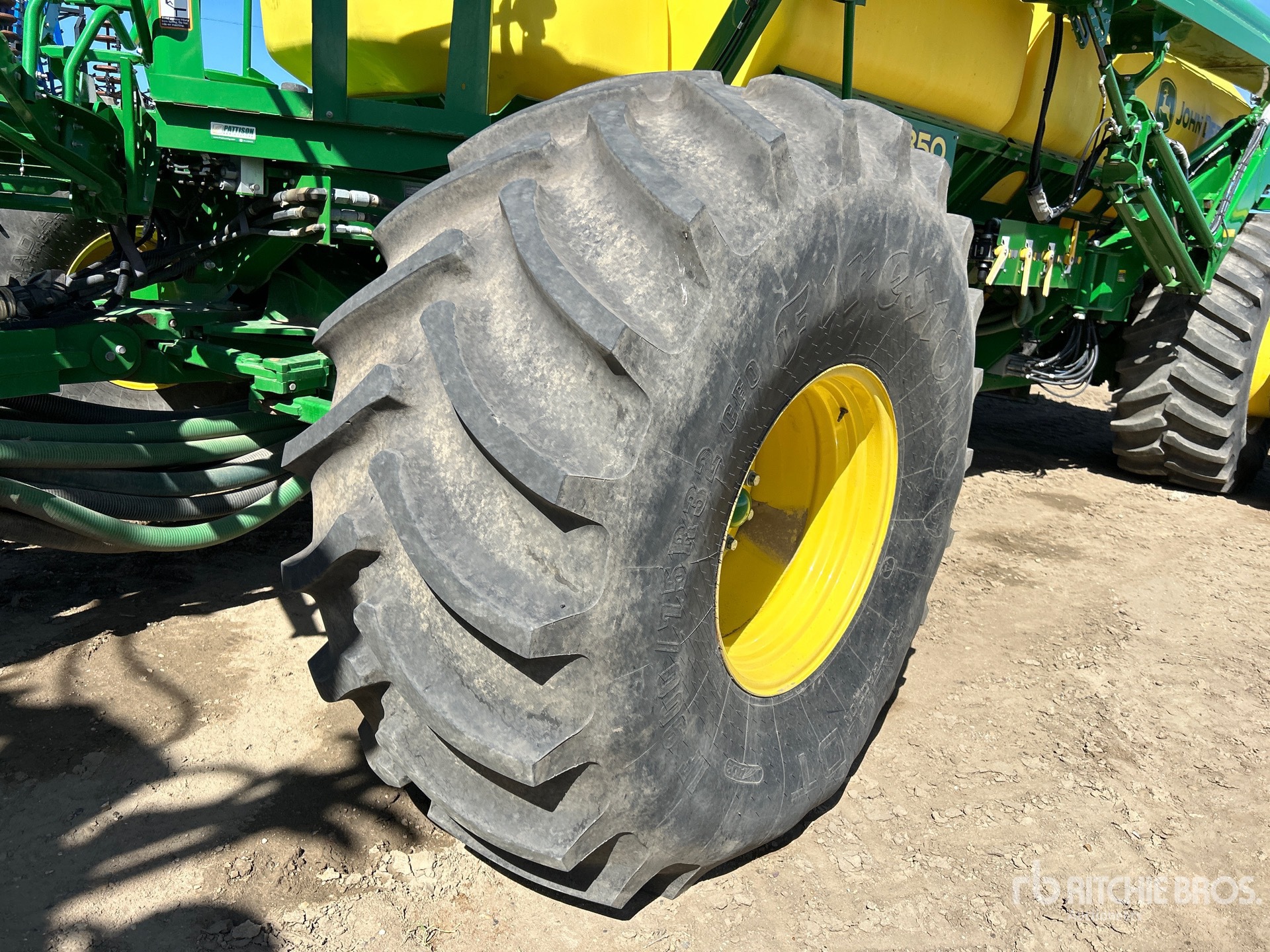 2017 John Deere 1870