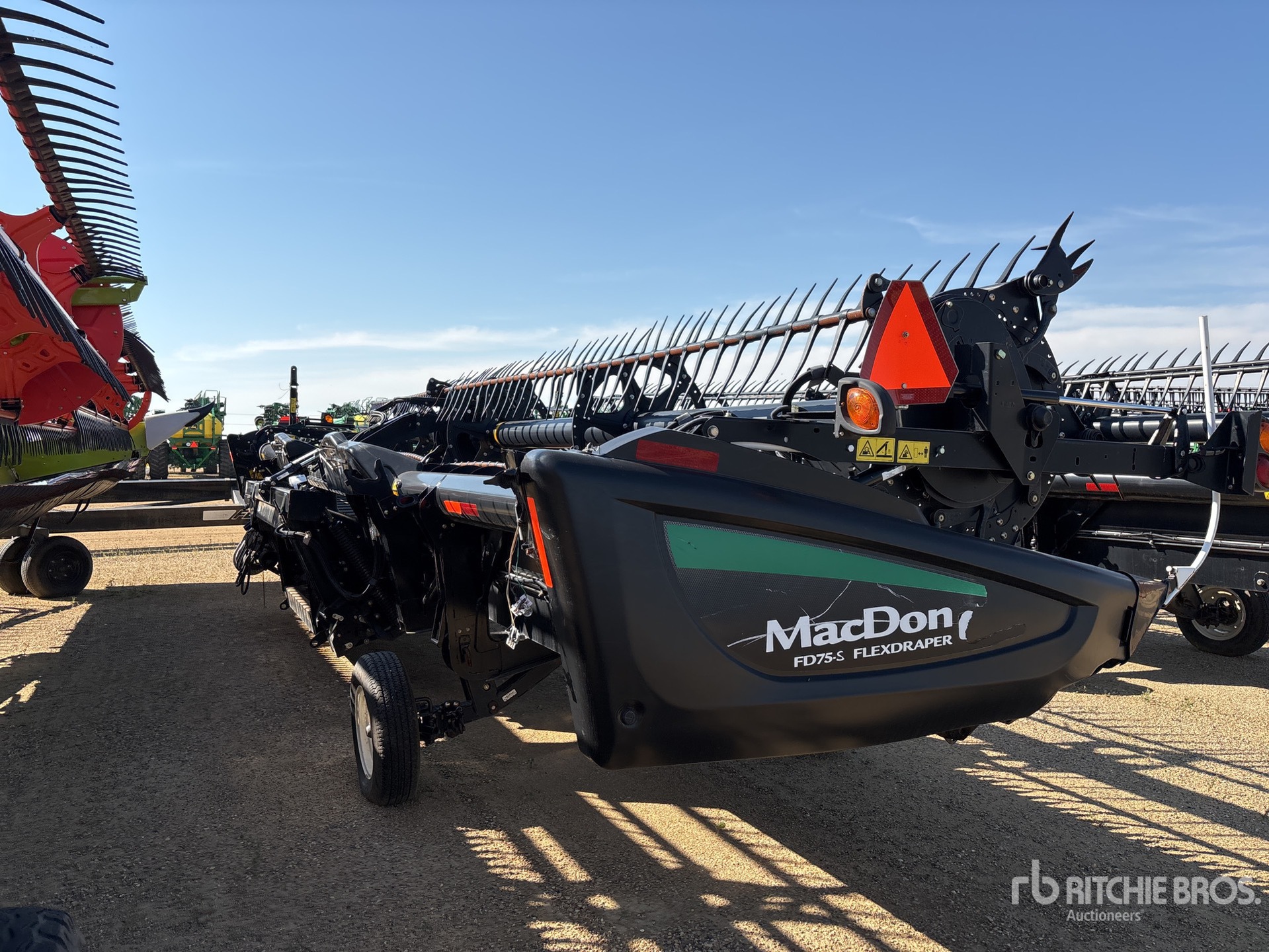 2017 Macdon FD75-S