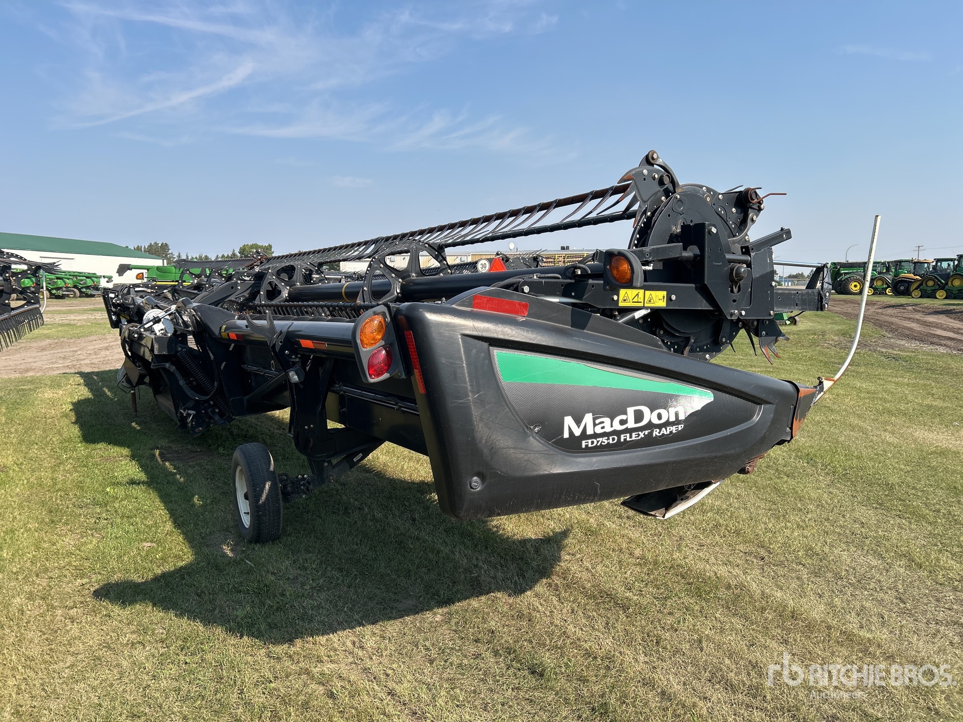 2017 Macdon FD75