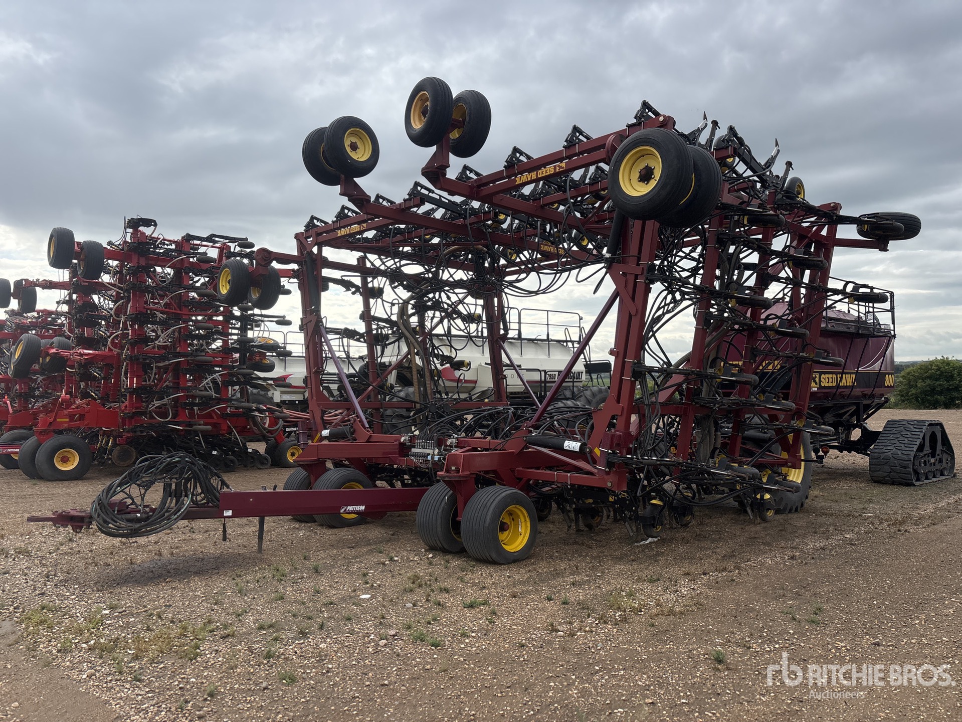Photo of 2011 Seed Hawk 6612
