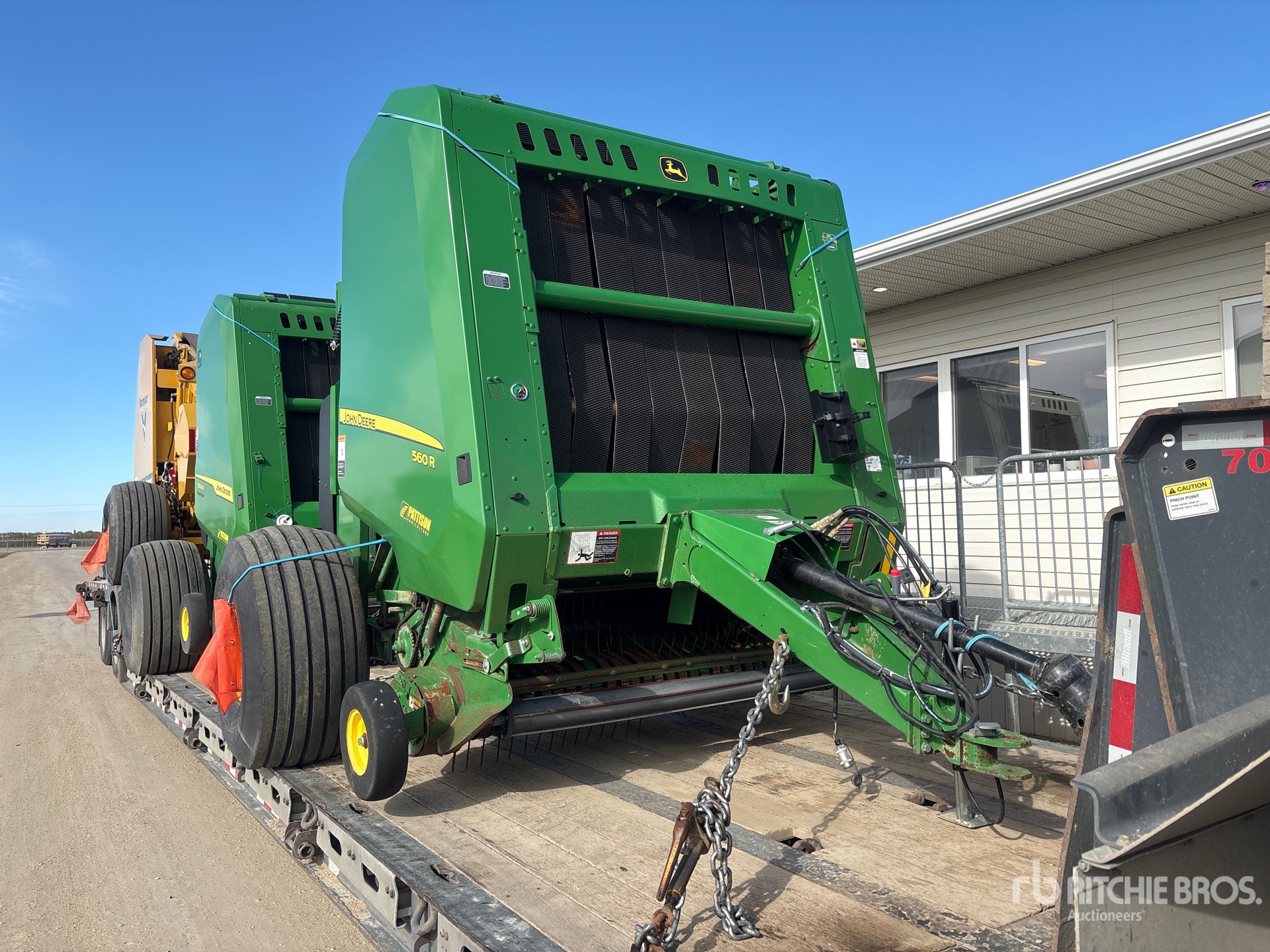 2022 John Deere 560R