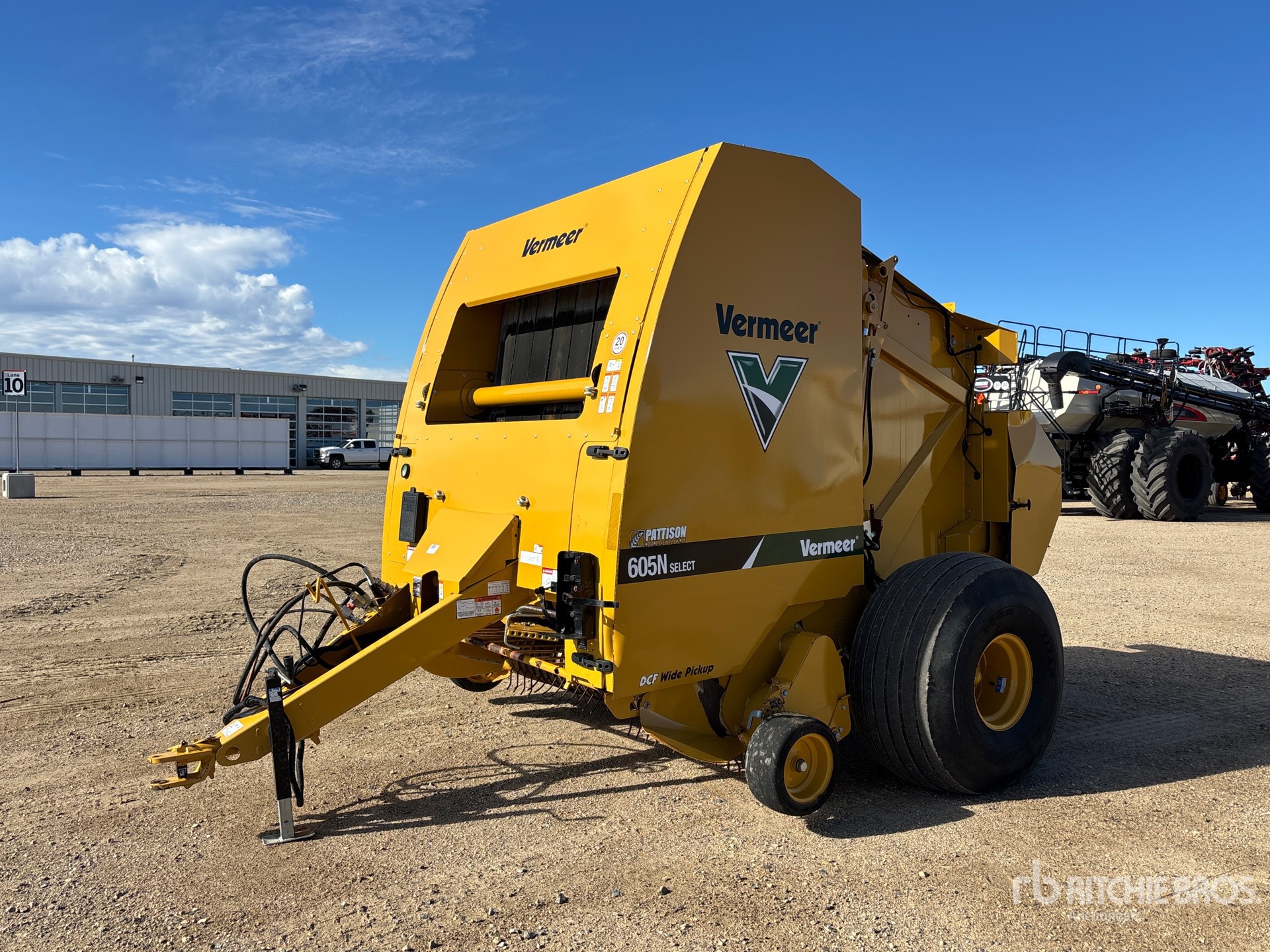 Photo of 2022 Vermeer 605N