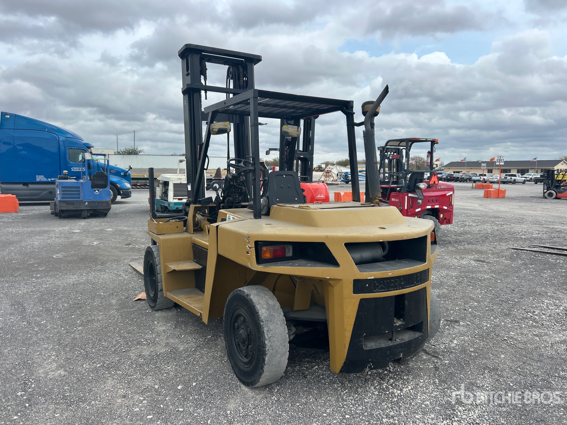2006 Caterpillar DP70