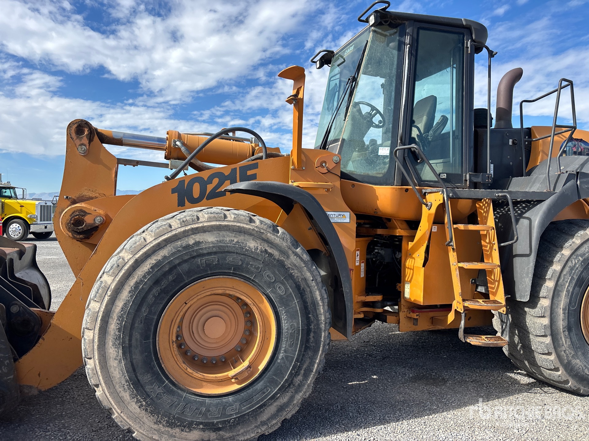 2011 Case 1021F