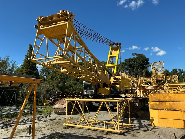 2002 Kobelco CK1600 160 ton Lattice-Boom Crawler Crane
