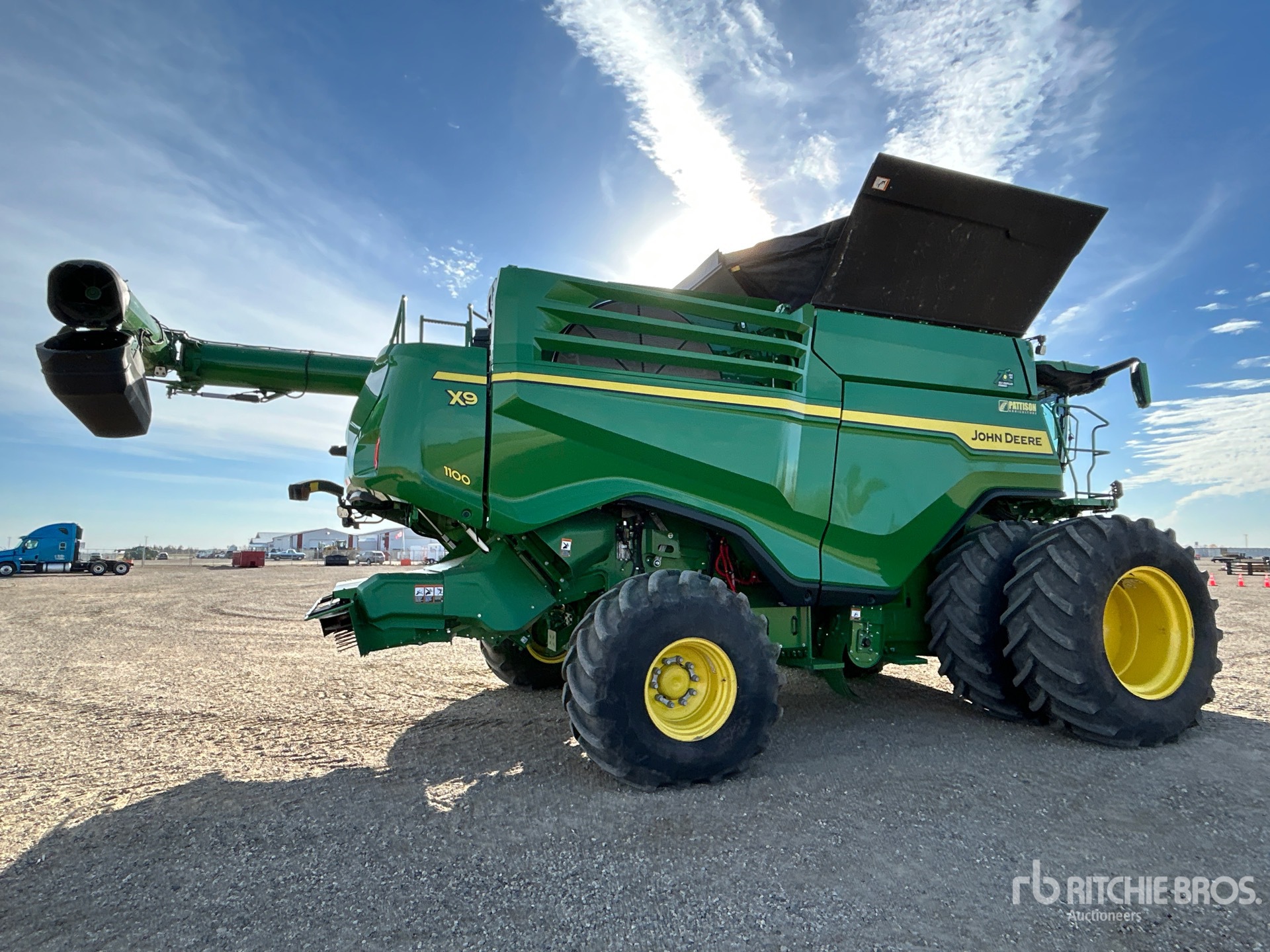 2022 John Deere X9 1100