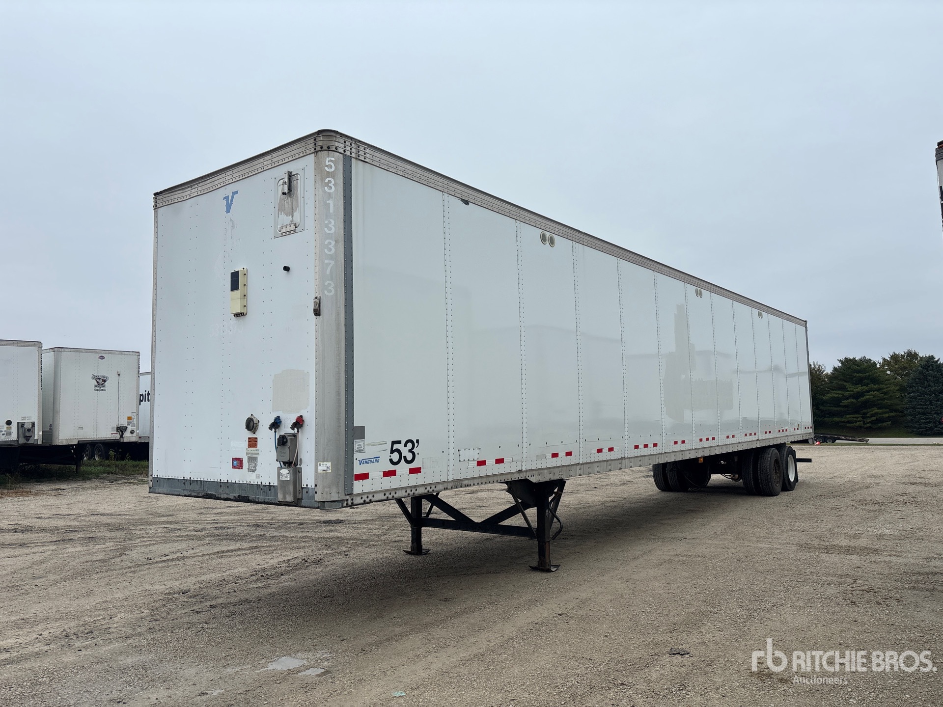 2013 Vanguard 53 ft x 102 in T/A