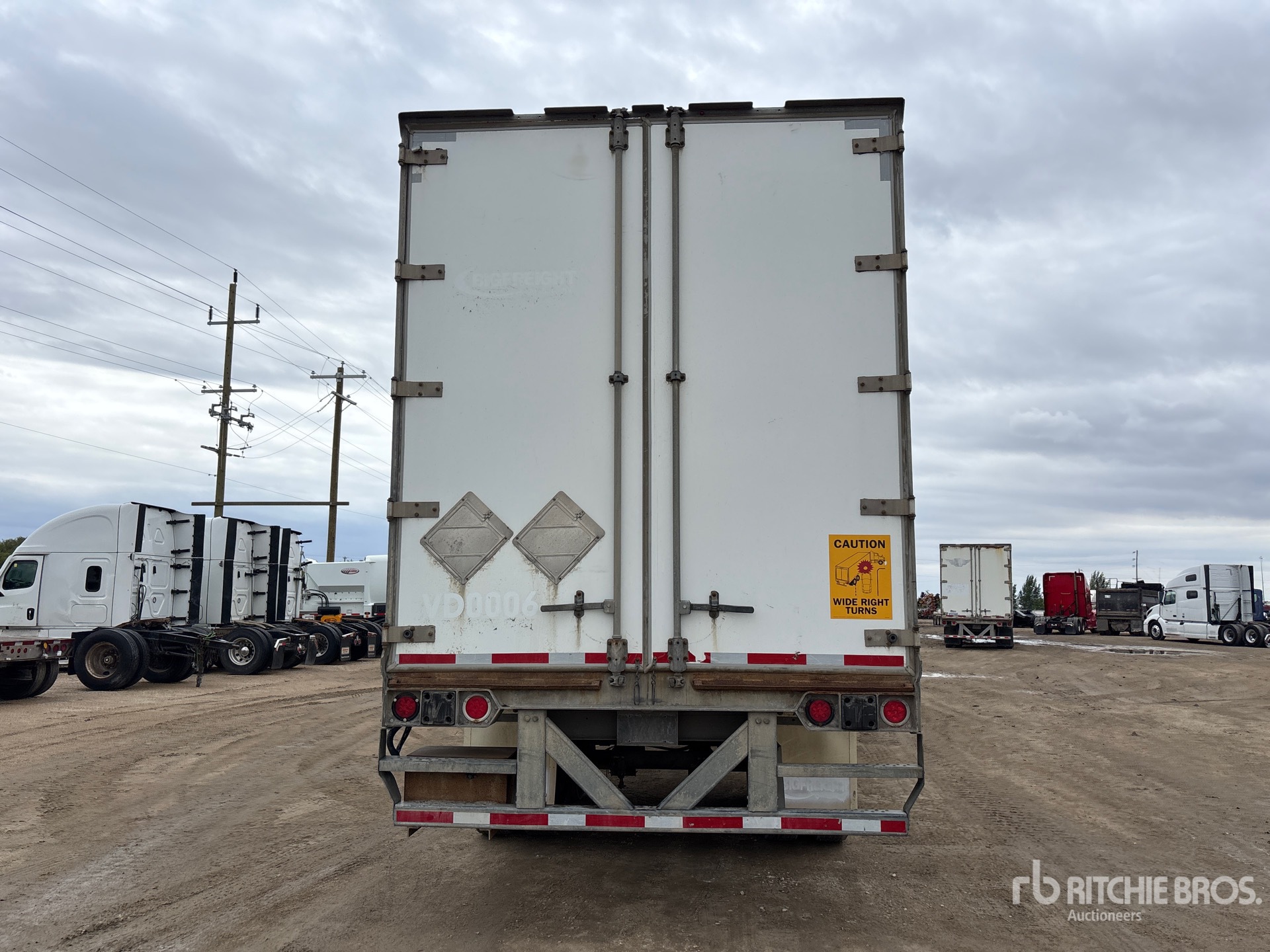 2011 Vanguard 53 FT X 102 IN T/A