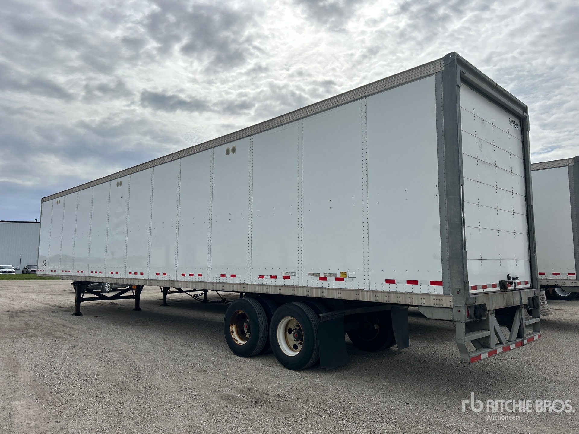 2015 Vanguard 53 FT X 102 IN T/A