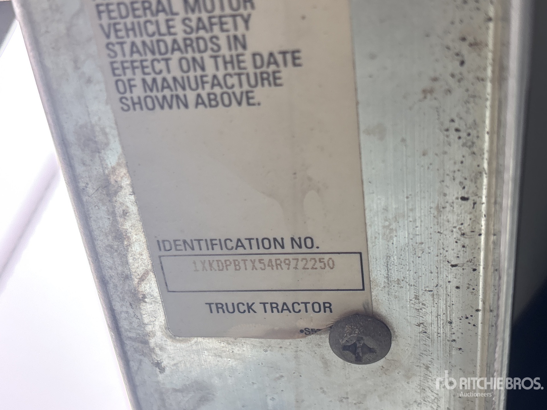 2004 Kenworth T800B