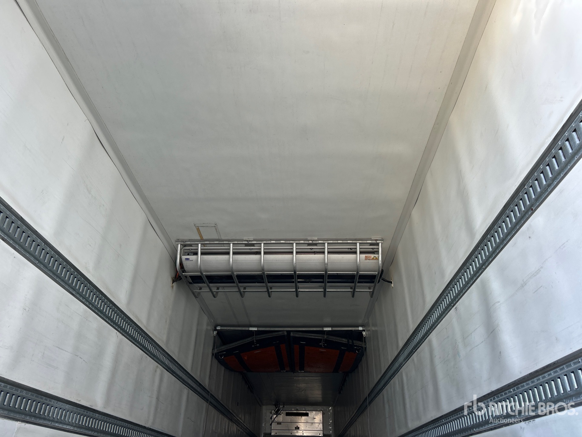 2017 Hyundai VR2530152-AS