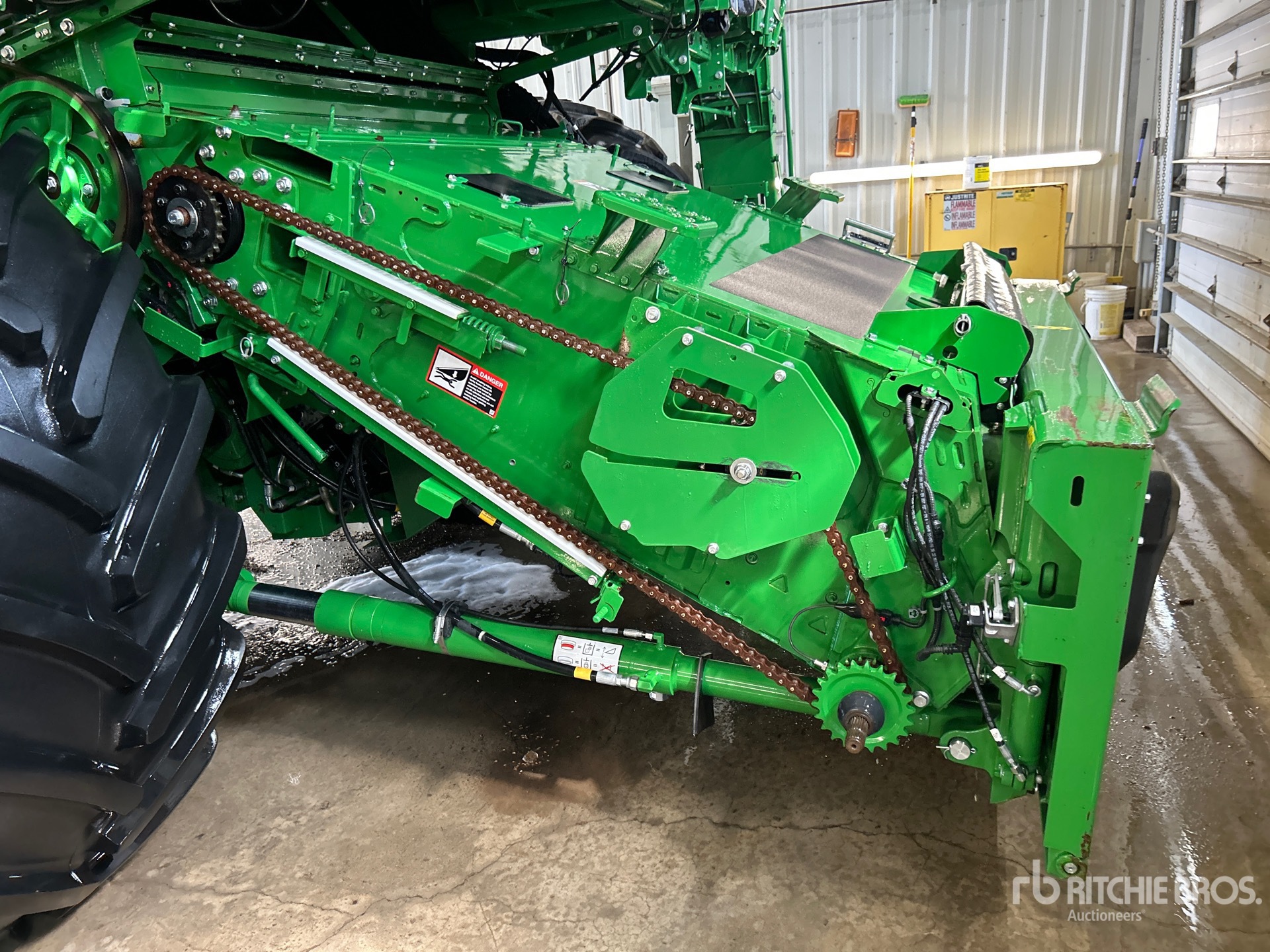 2023 John Deere X9 1000
