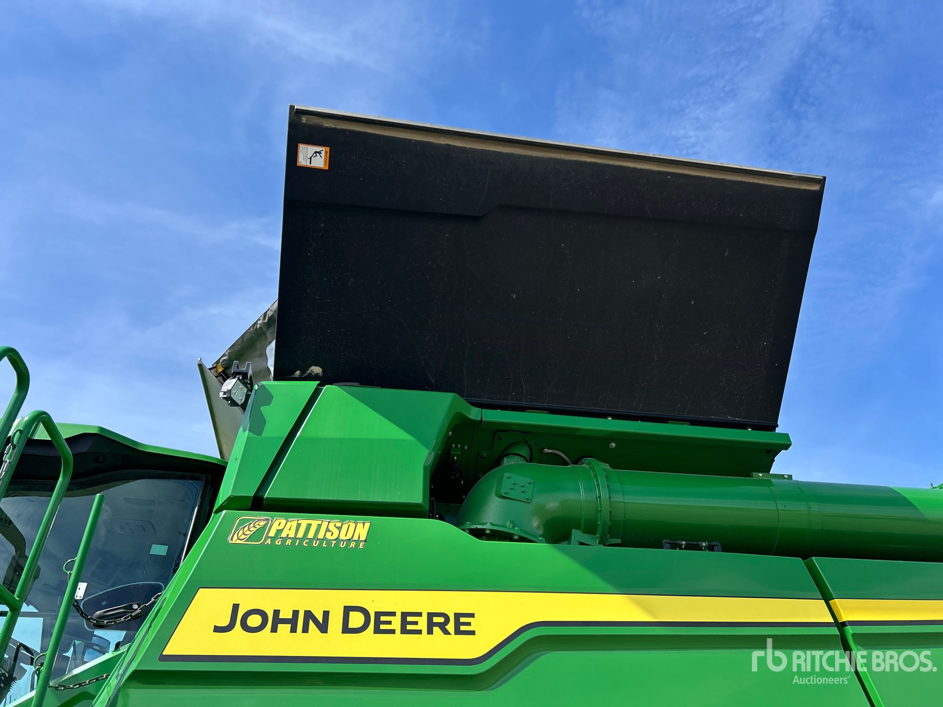 2023 John Deere X9 1000