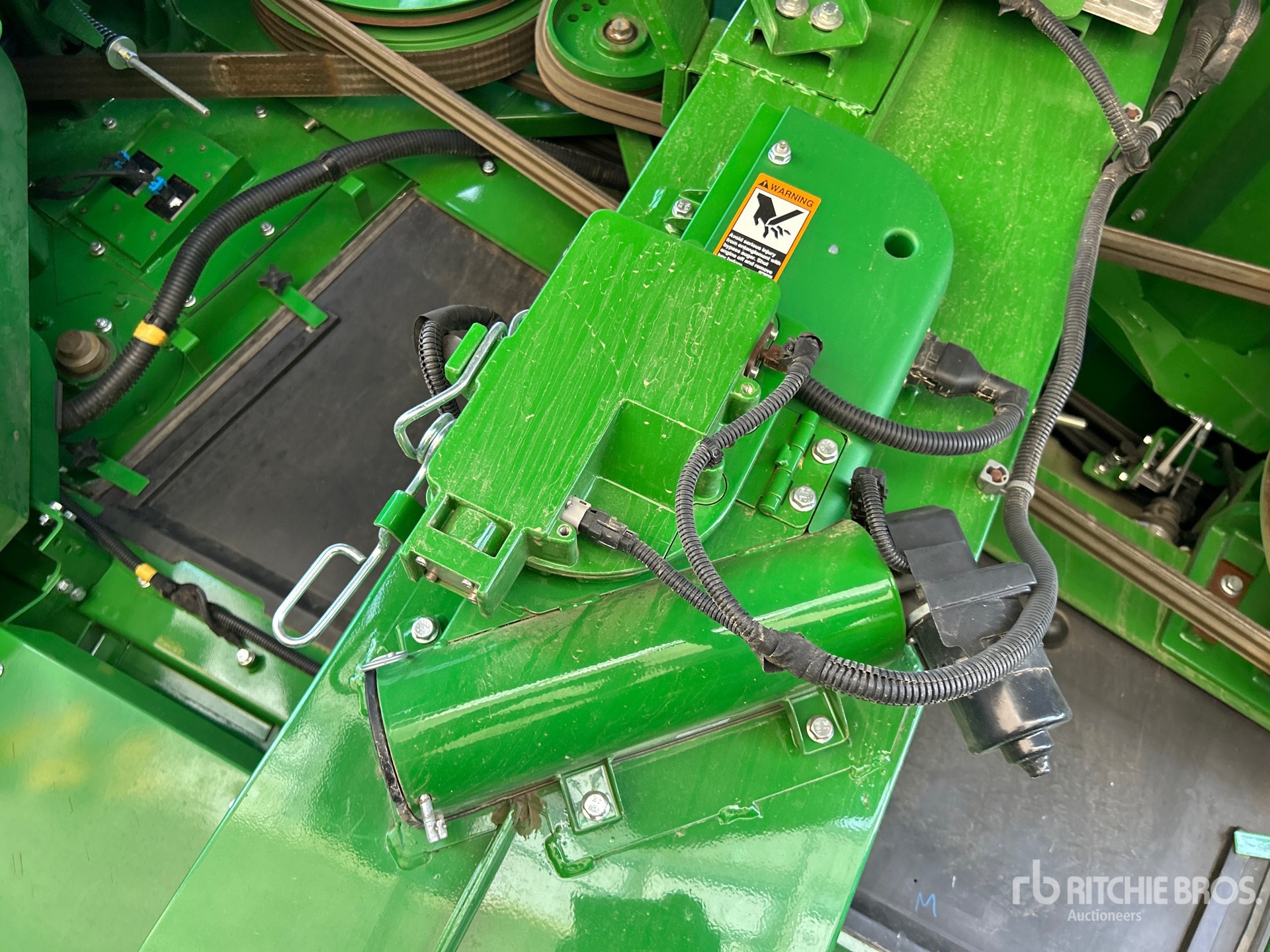 2023 John Deere X9 1000
