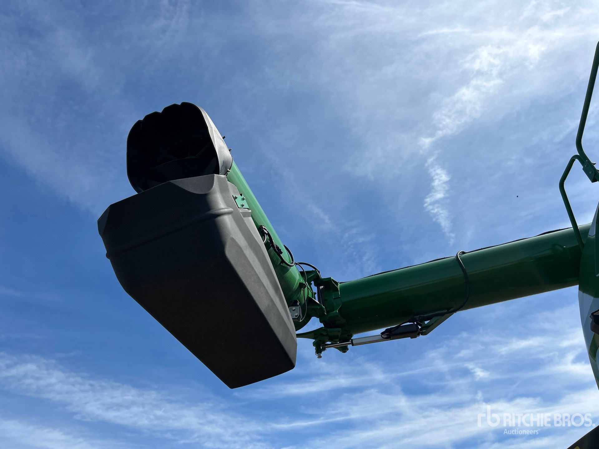 2023 John Deere X9 1000