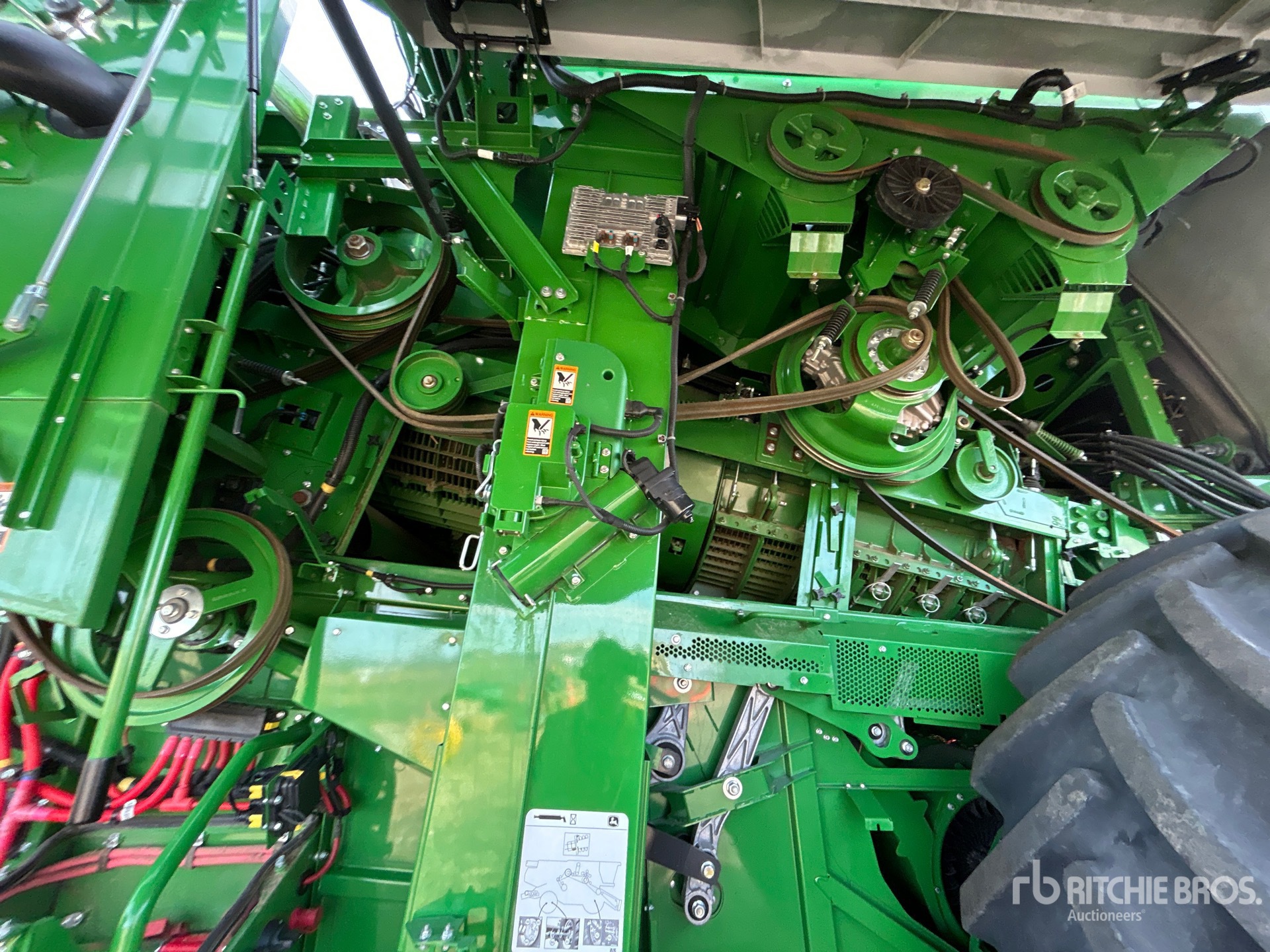 2023 John Deere X9 1000