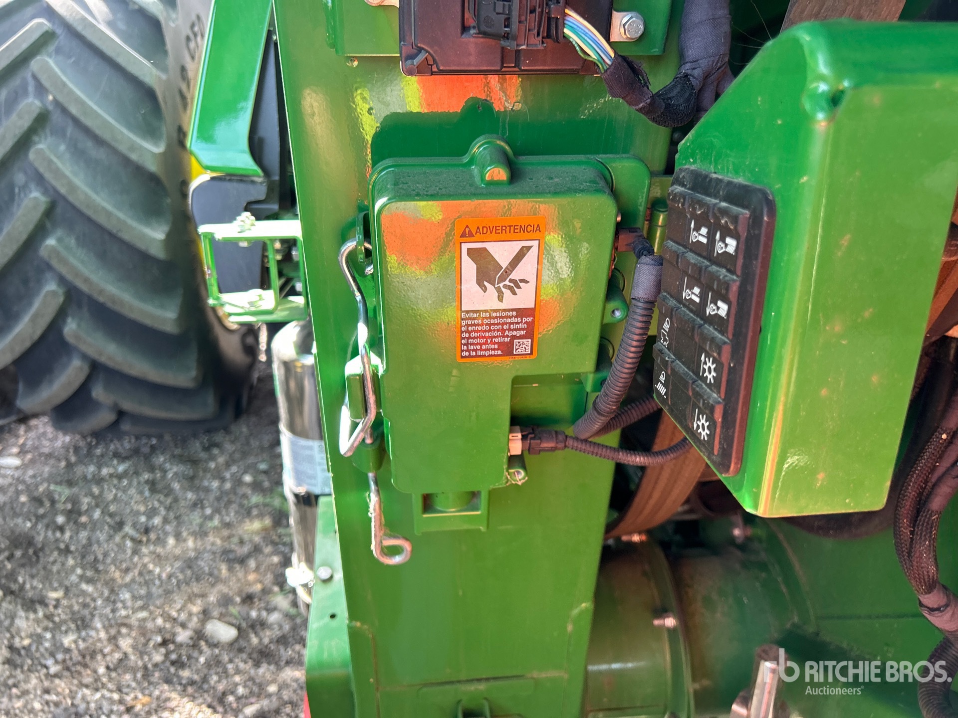 2023 John Deere X9 1000