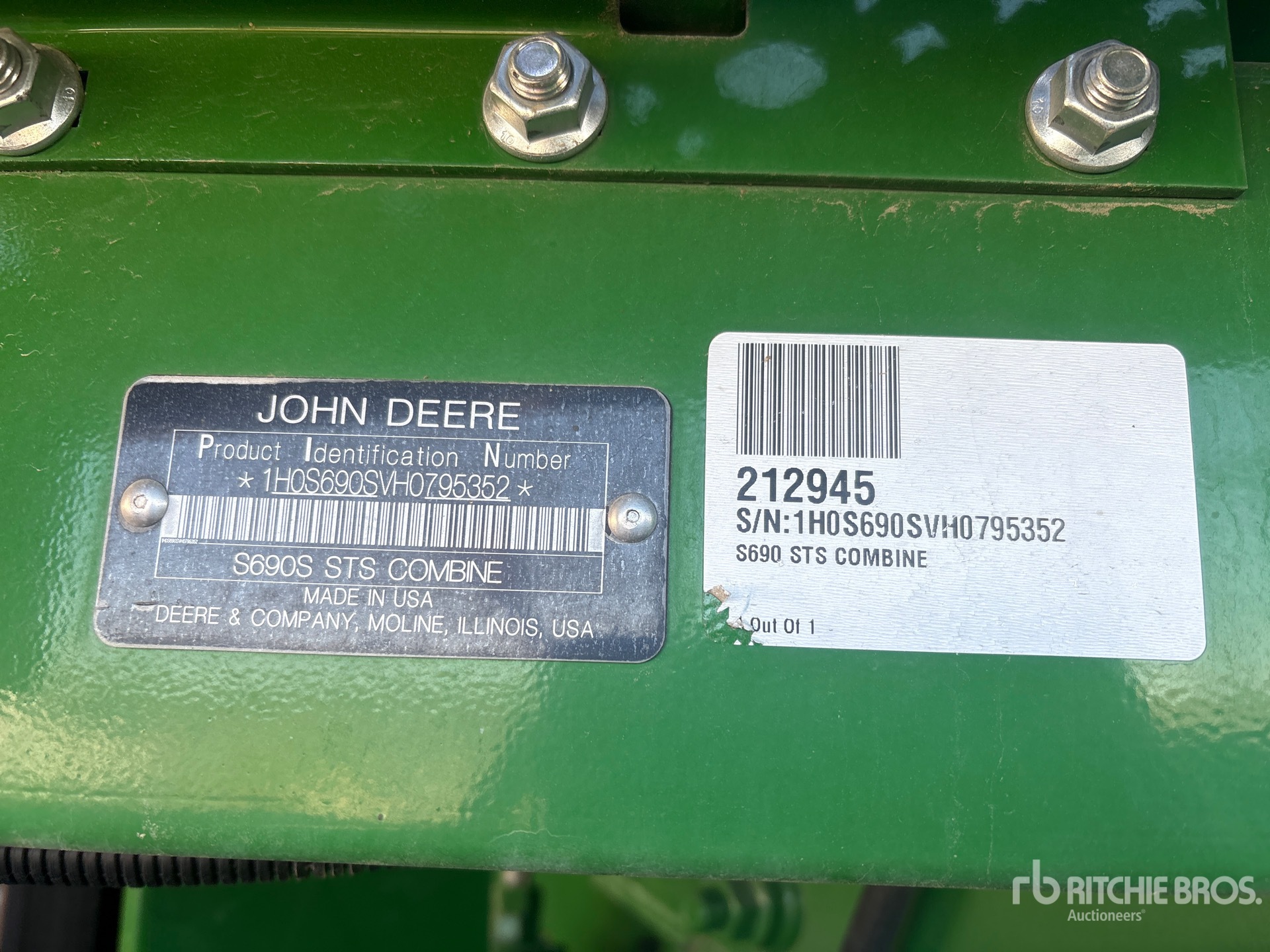 2017 John Deere S690