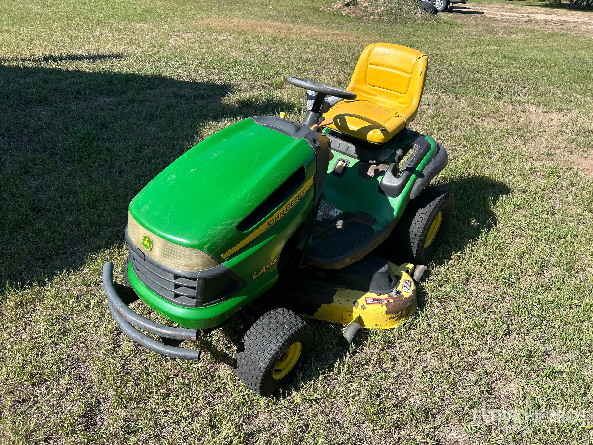 Photo of 2008 John Deere LA145