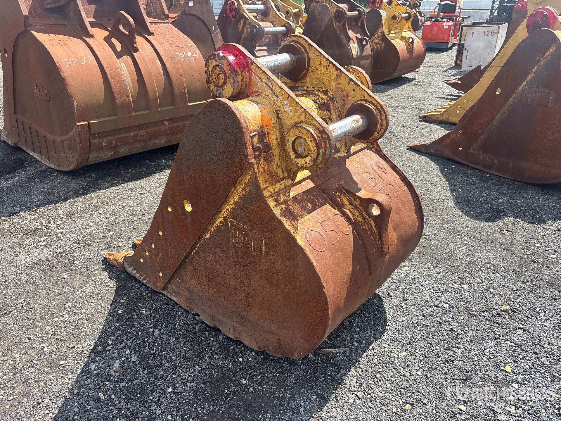 Caterpillar 36 IN DIGGING - FITS CAT 320