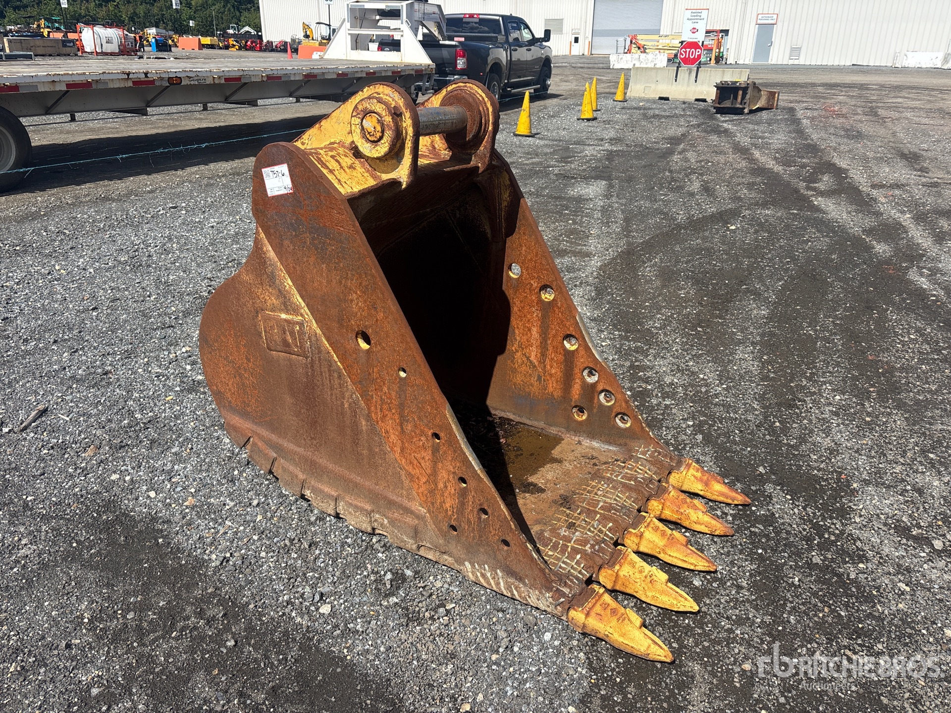 Caterpillar 36 IN DIGGING - FITS CAT 320