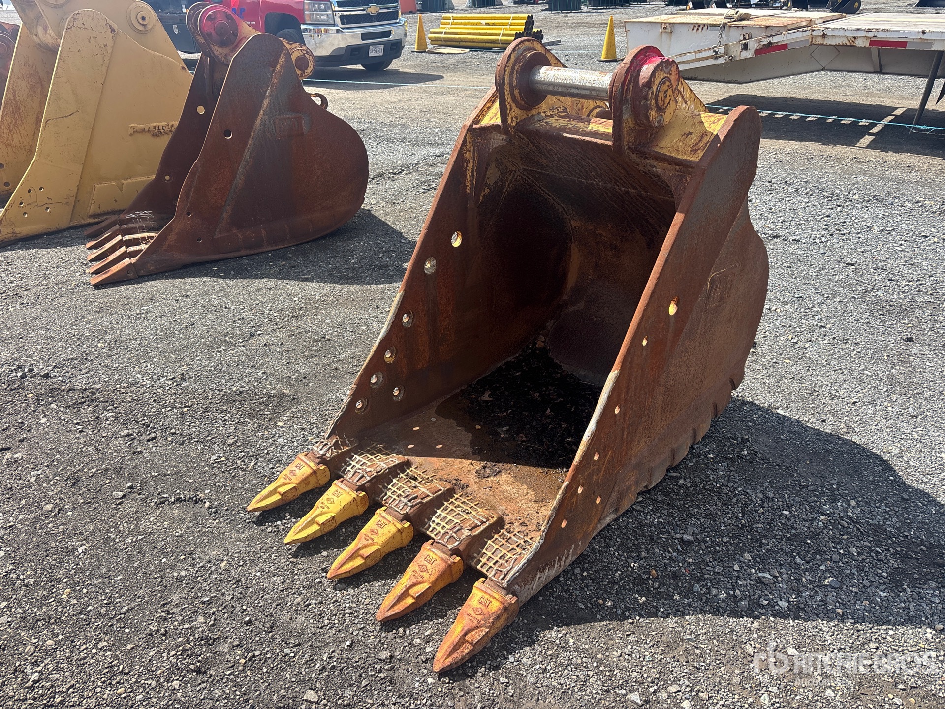 Photo of Caterpillar 36 in Digging - Fits Cat 320