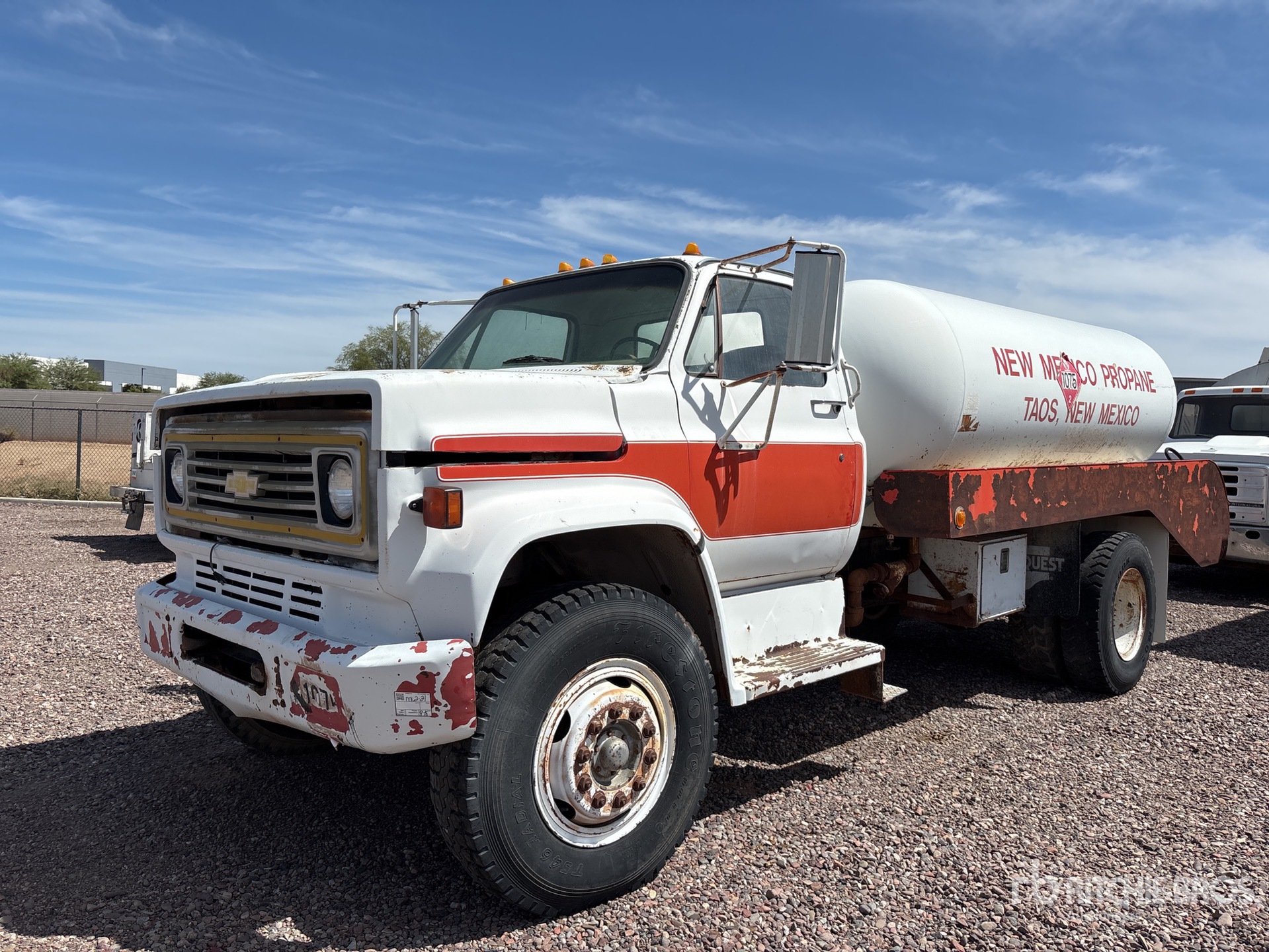 Photo of 1981 GMC C7500