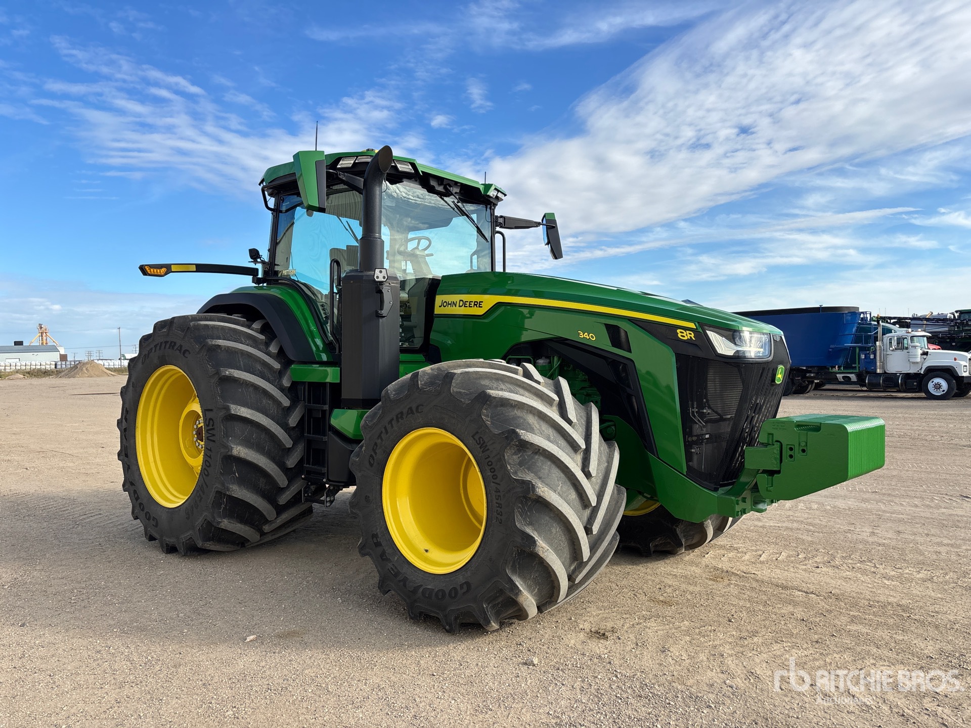 2024 John Deere 8R 340