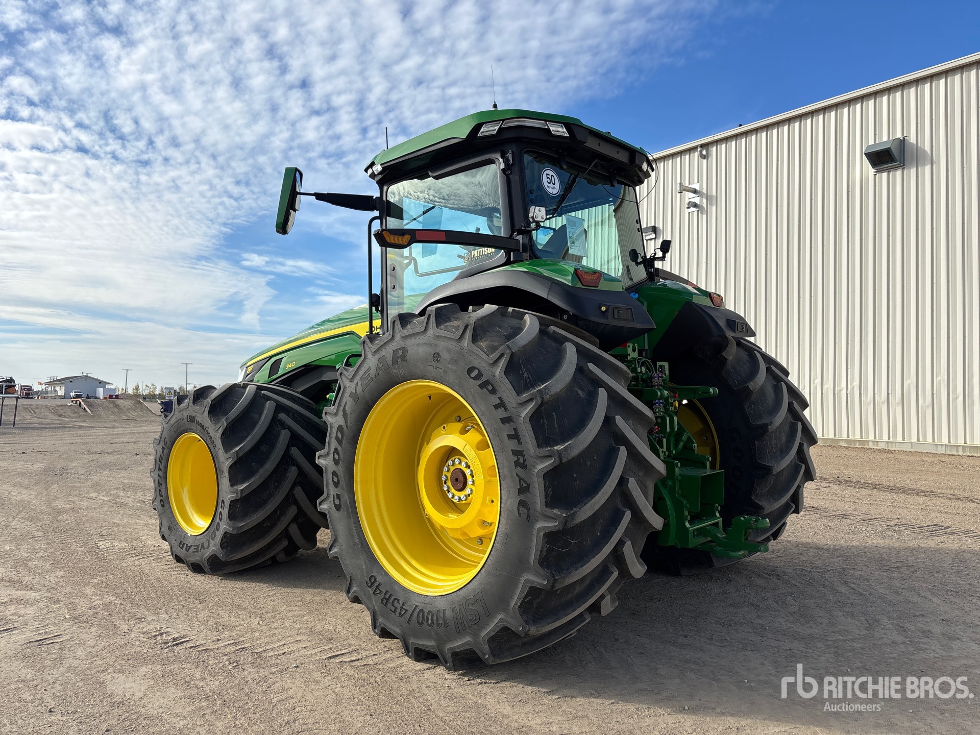 2024 John Deere 8R 340