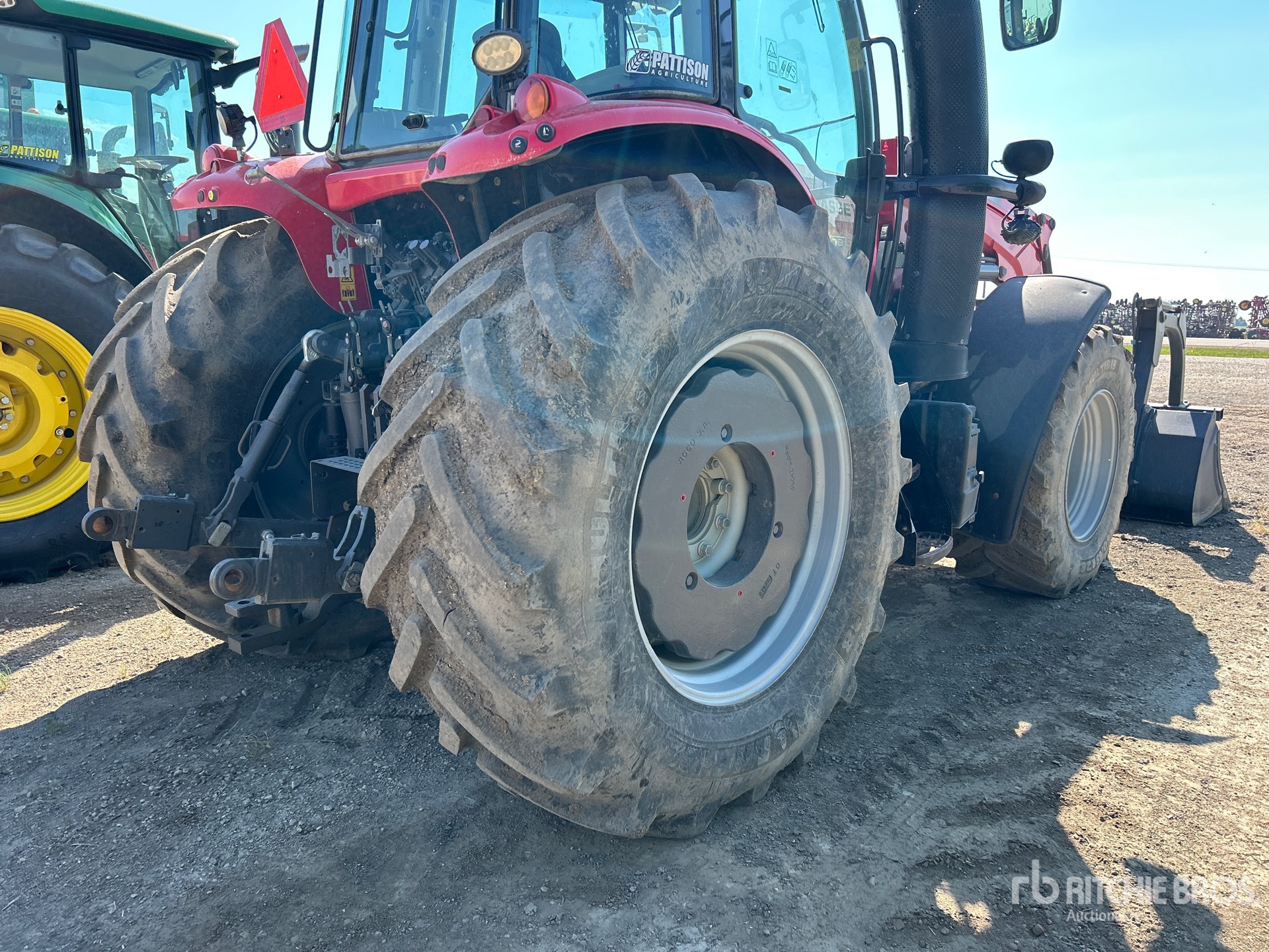 2021 Massey Ferguson 7716