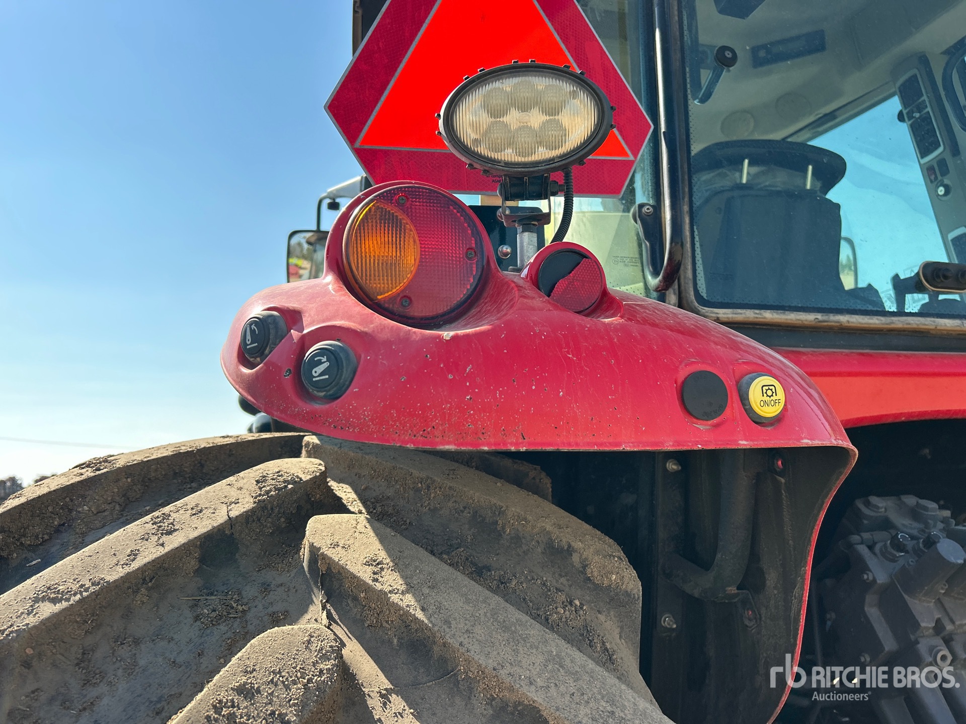 2021 Massey Ferguson 7716