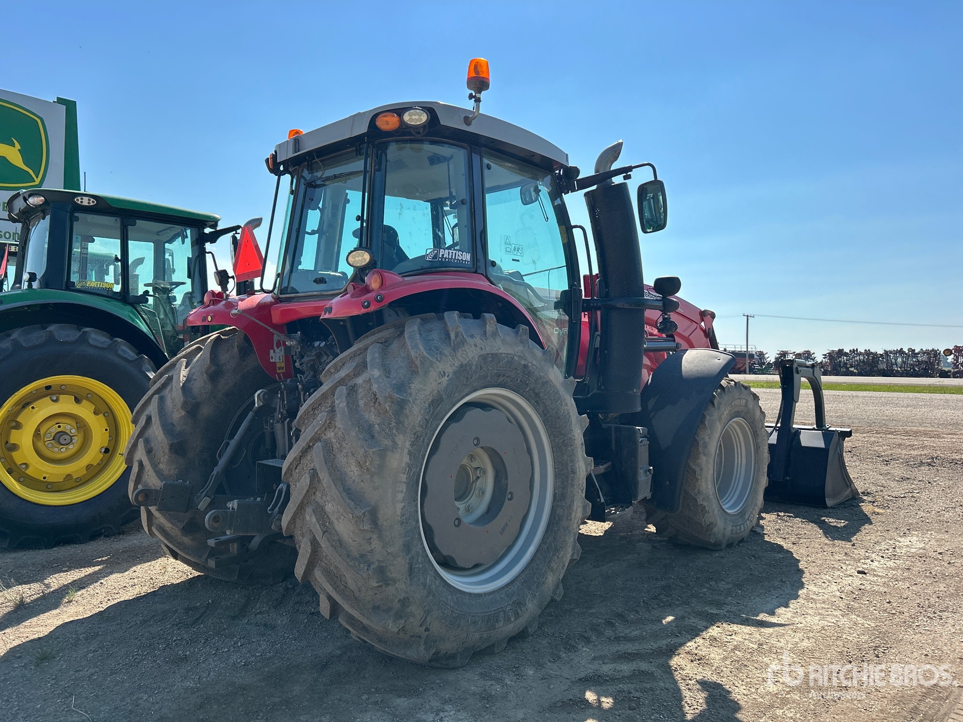 2021 Massey Ferguson 7716