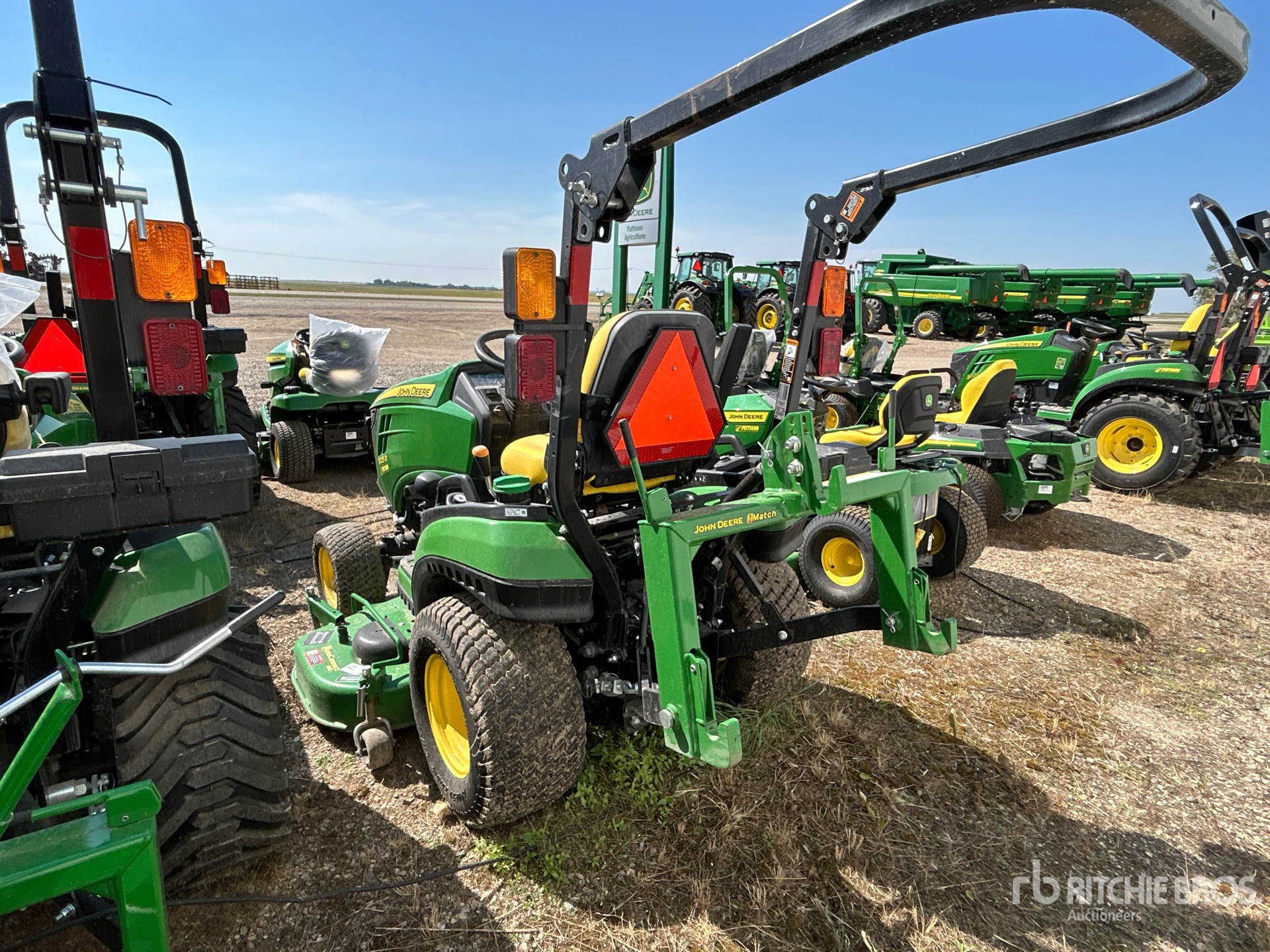 2018 John Deere 1025R