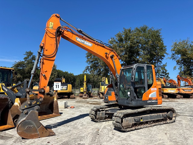 2021 (unverified) Doosan DX140LCR-5 Tracked Excavator