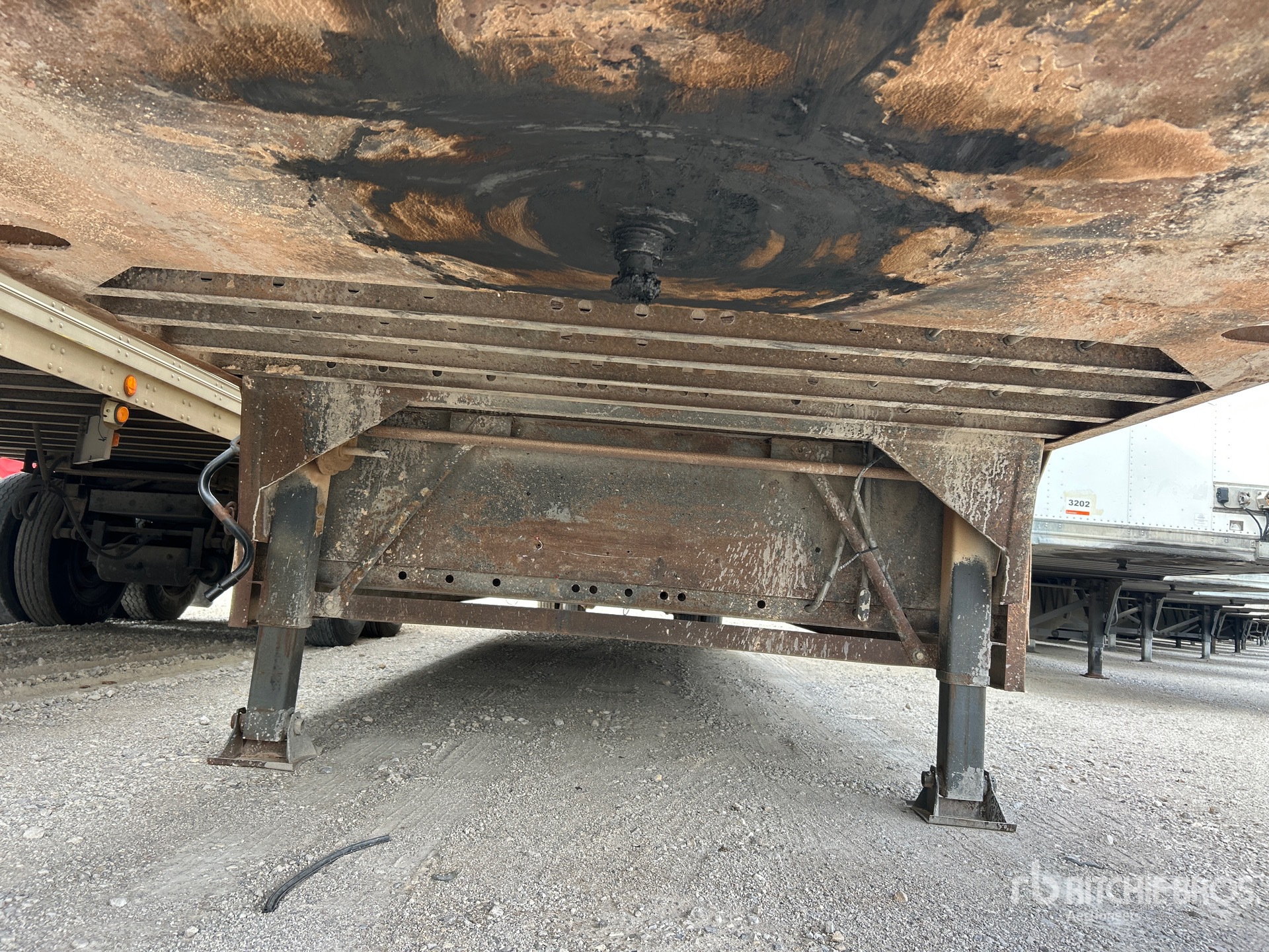 1988 Kentucky 53 ft x 102 in T/A