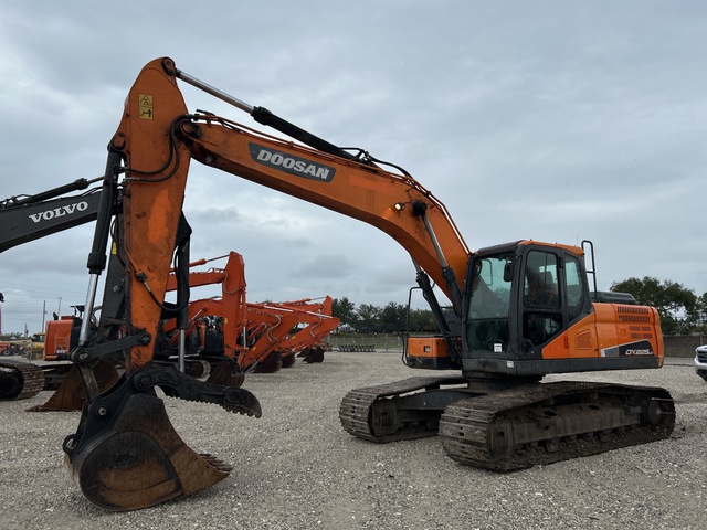 2020 (unverified) Doosan DX225LC-5 Tracked Excavator