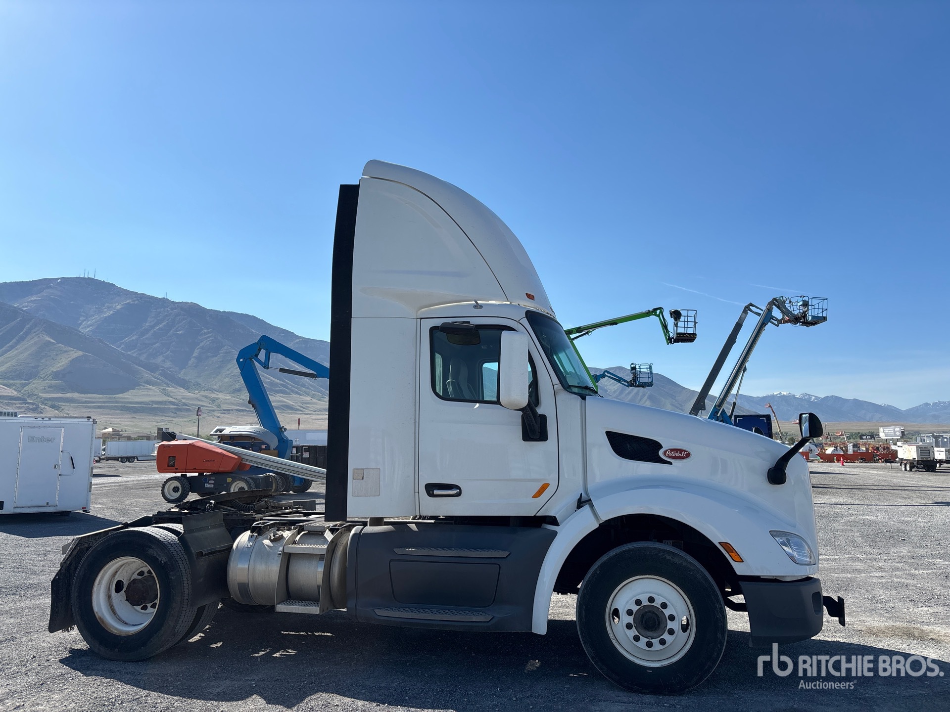 2018 Peterbilt 579