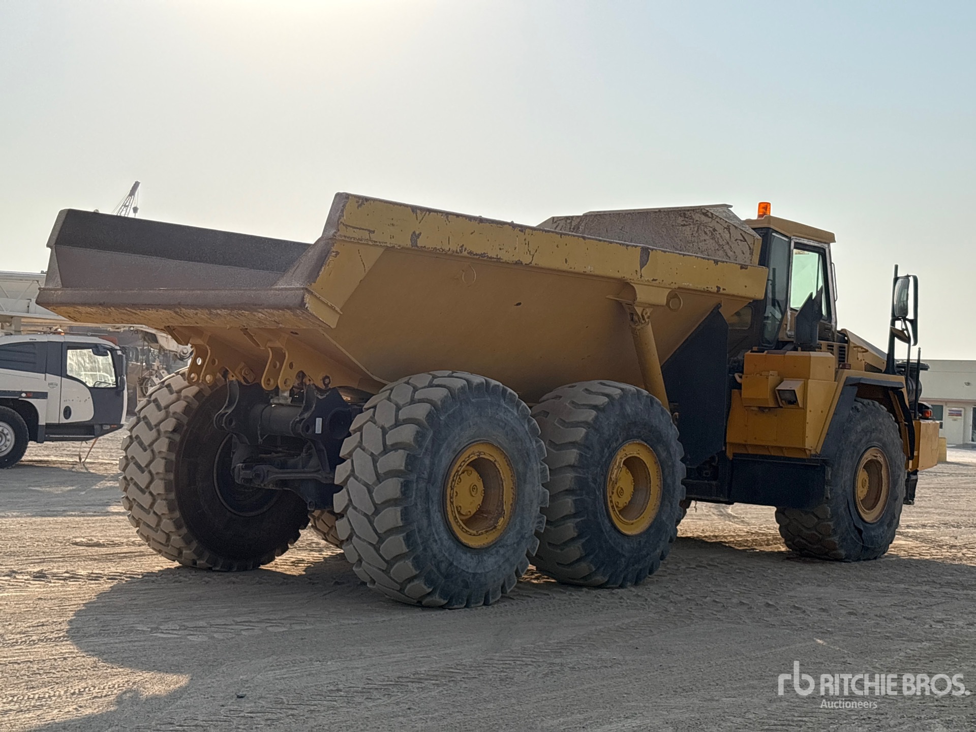2008 Komatsu HM400
